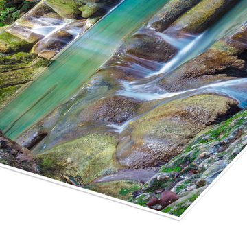 Posterlounge Poster Editors Choice, Kleiner Wasserfall im Wald, Fotografie