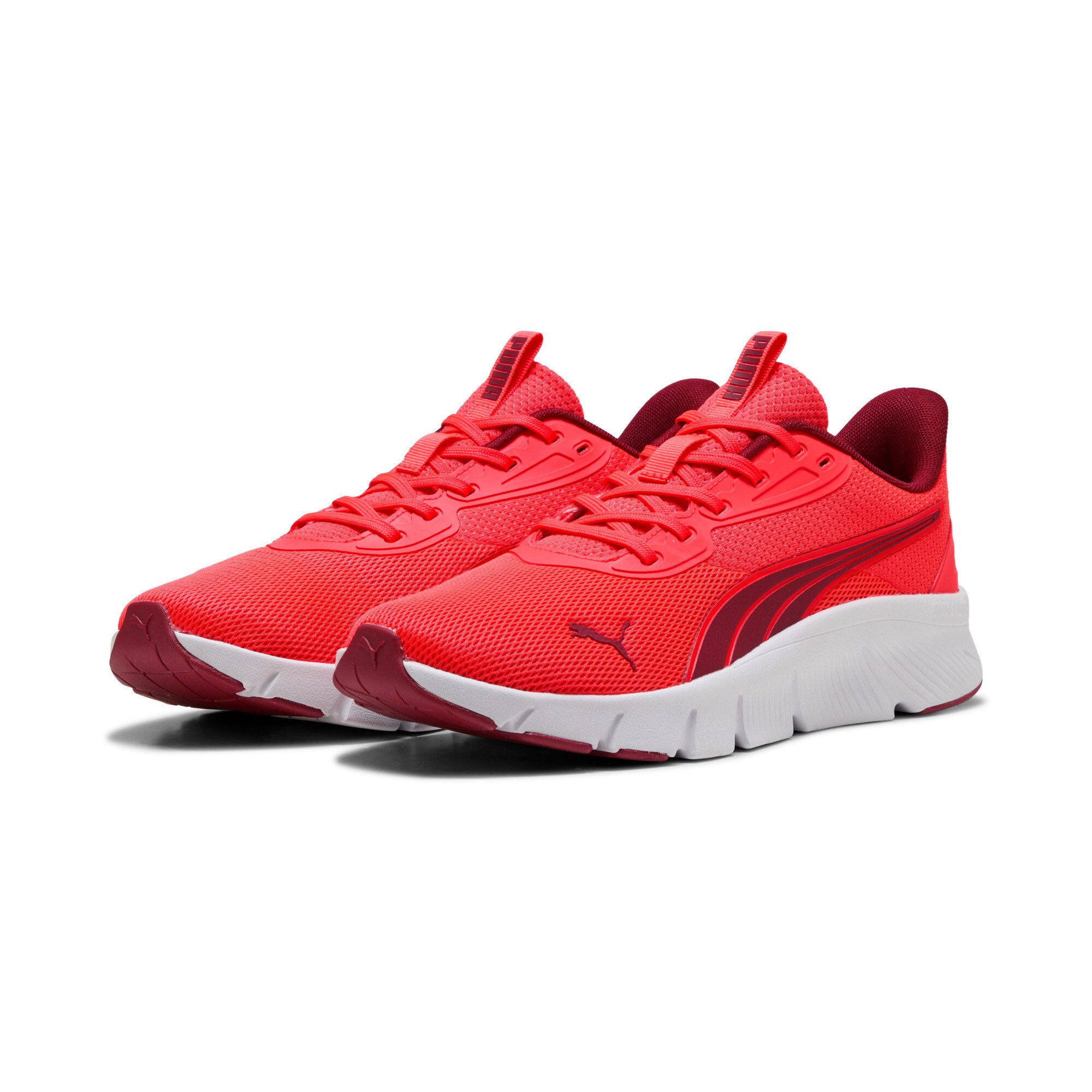 PUMA FLEXFOCUS LITE MODERN Laufschuh für sportlichen Alltag, atmungsaktives Obermaterial