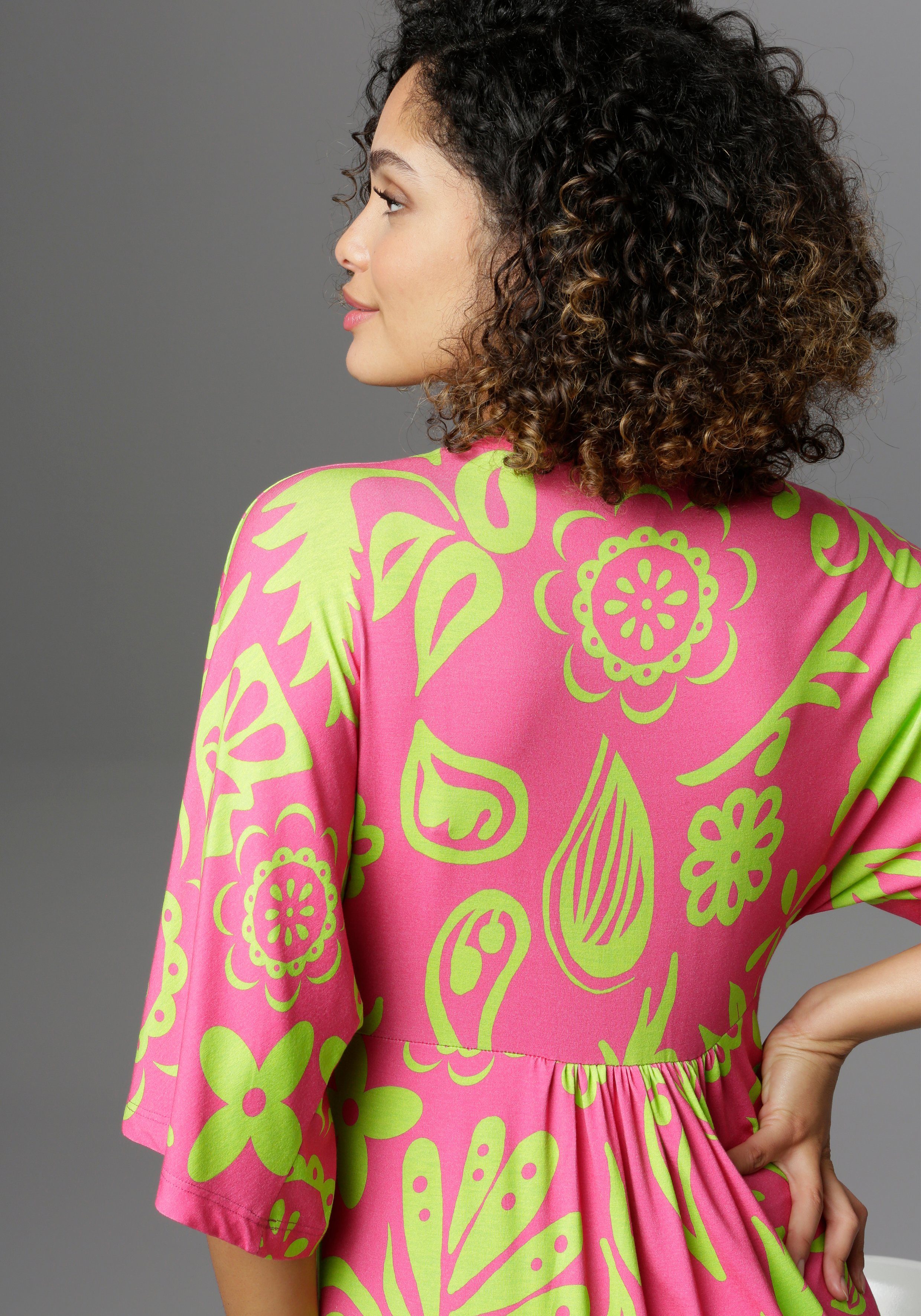 Aniston SELECTED Maxikleid mit weiten, 3/4-langen Ärmeln