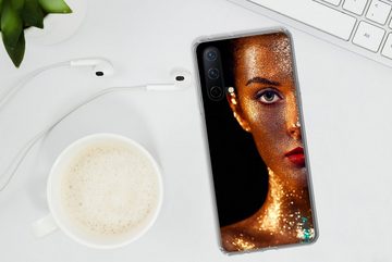 MuchoWow Handyhülle Make-up - Gold - Frau - Luxus - Glitzer - Kunst, Phone Case, Handyhülle OnePlus Nord CE 5G, Silikon, Schutzhülle