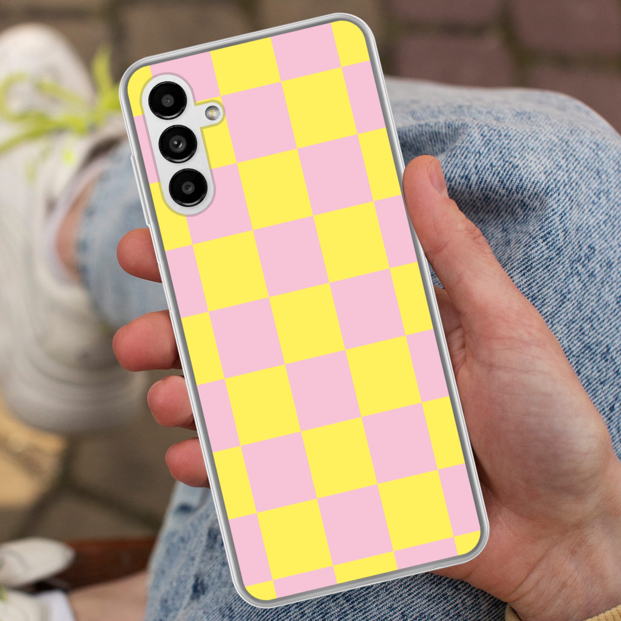 MuchoWow Handyhülle für Samsung Galaxy A04s Schachbrettmuster - Gelb - Rosa - Würfel, Handy Case, Silikon, Bumper Case Dünn