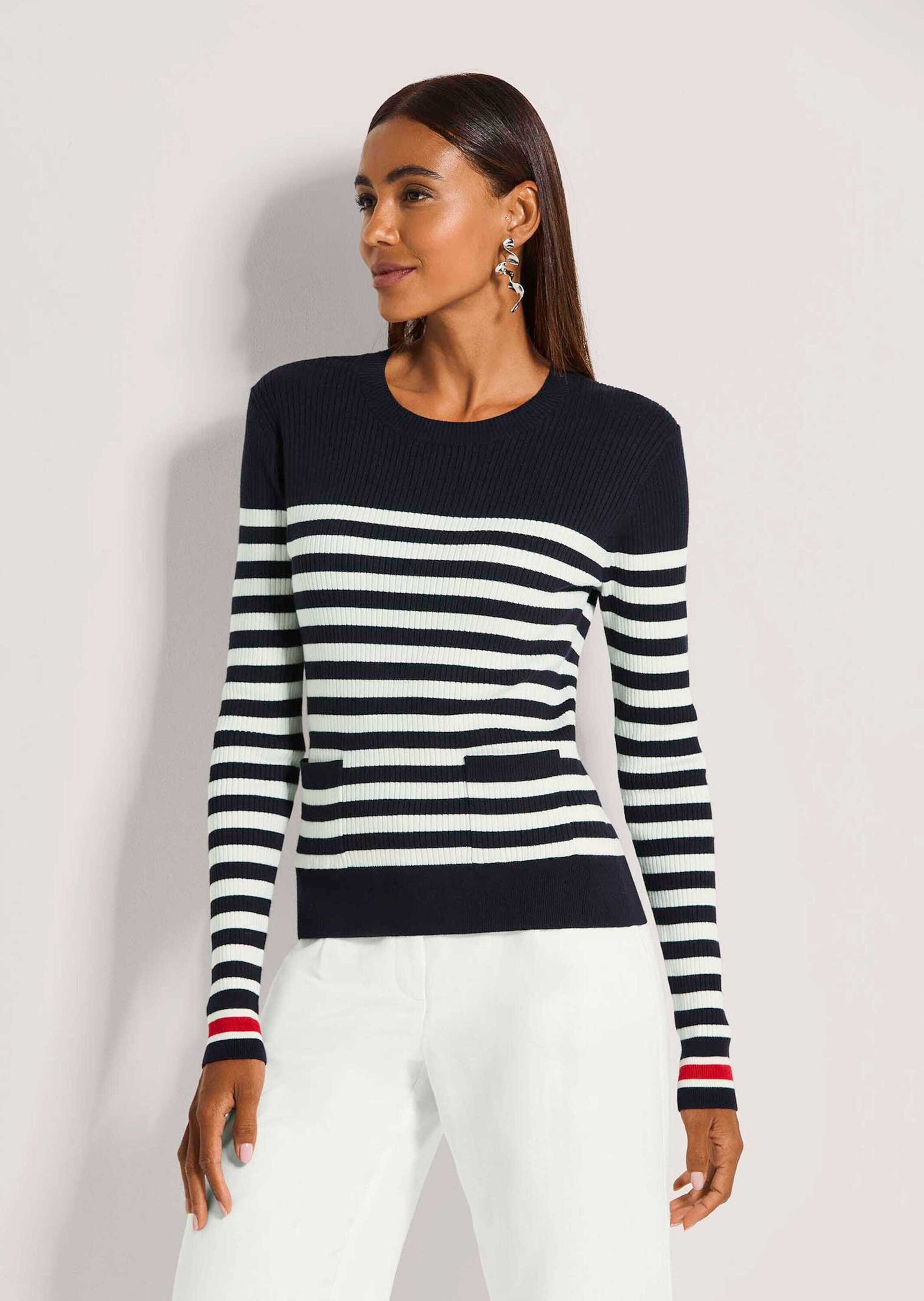 MADELEINE Strickpullover Feinstrickpullover mit Streifenmuster Viskosepullover mit Rundhals, aufgesetzten Taschen und Langarm