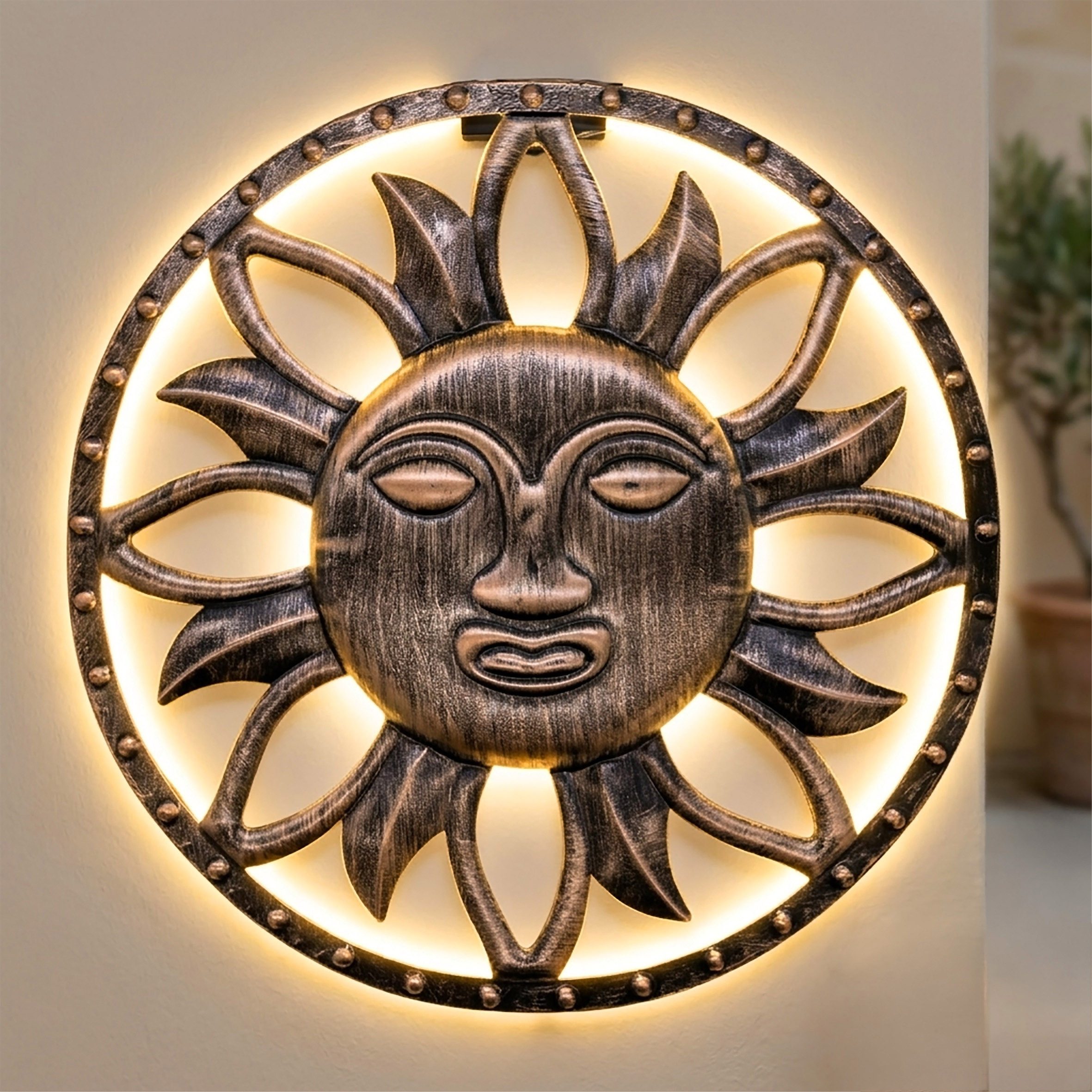 Spetebo Wandbild Solar Wandbild Sonne in bronze mit 25 LED - 37 cm, Sonne (Anzahl, 1 St), Mit Einschaltautomatik bei Dämmerung