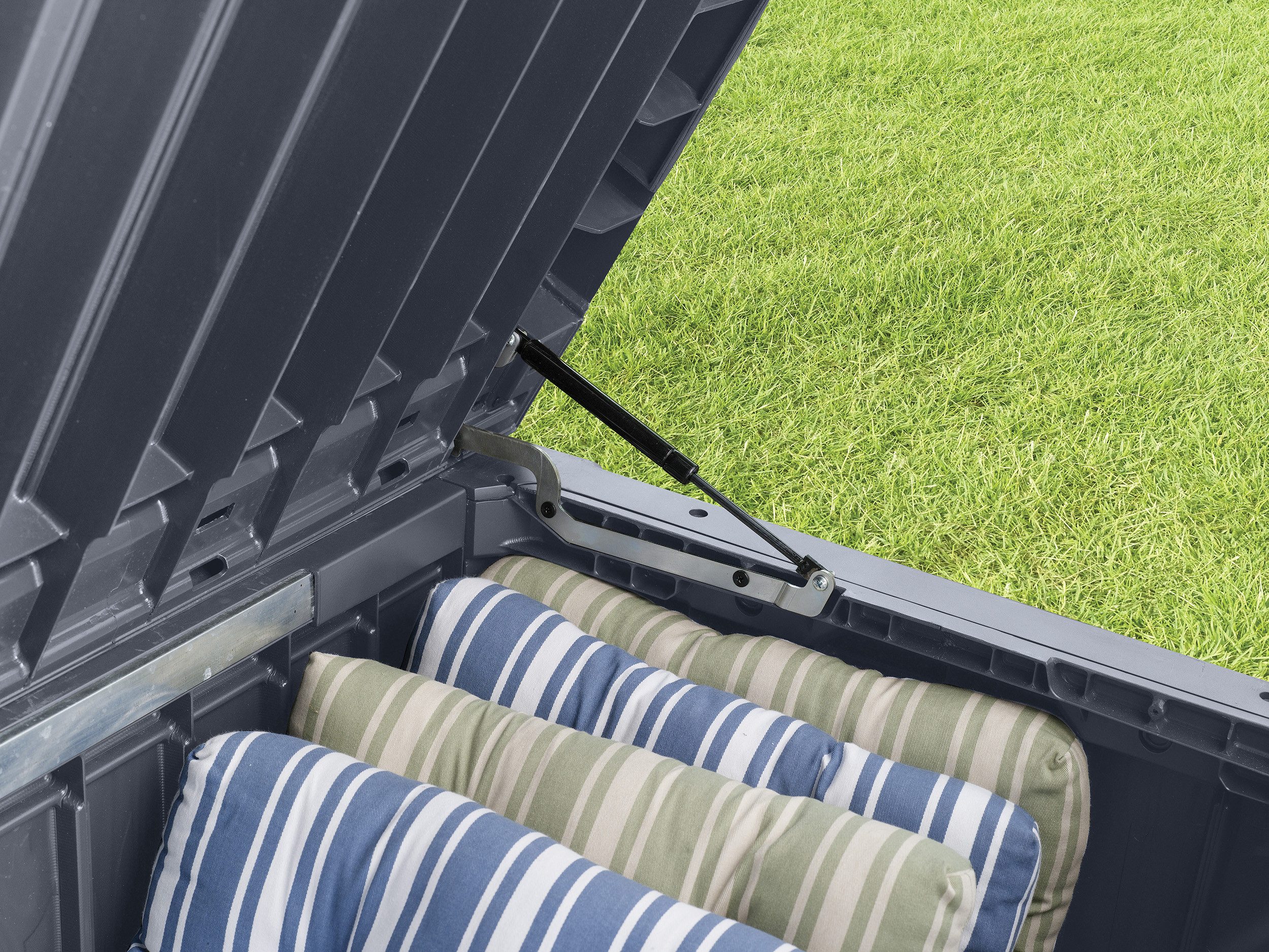 Keter Gartenbox Rockwood 570L Anthrazit naturgetreue Holzoptik Aufbewahrungsbox Truhe, abschließbar