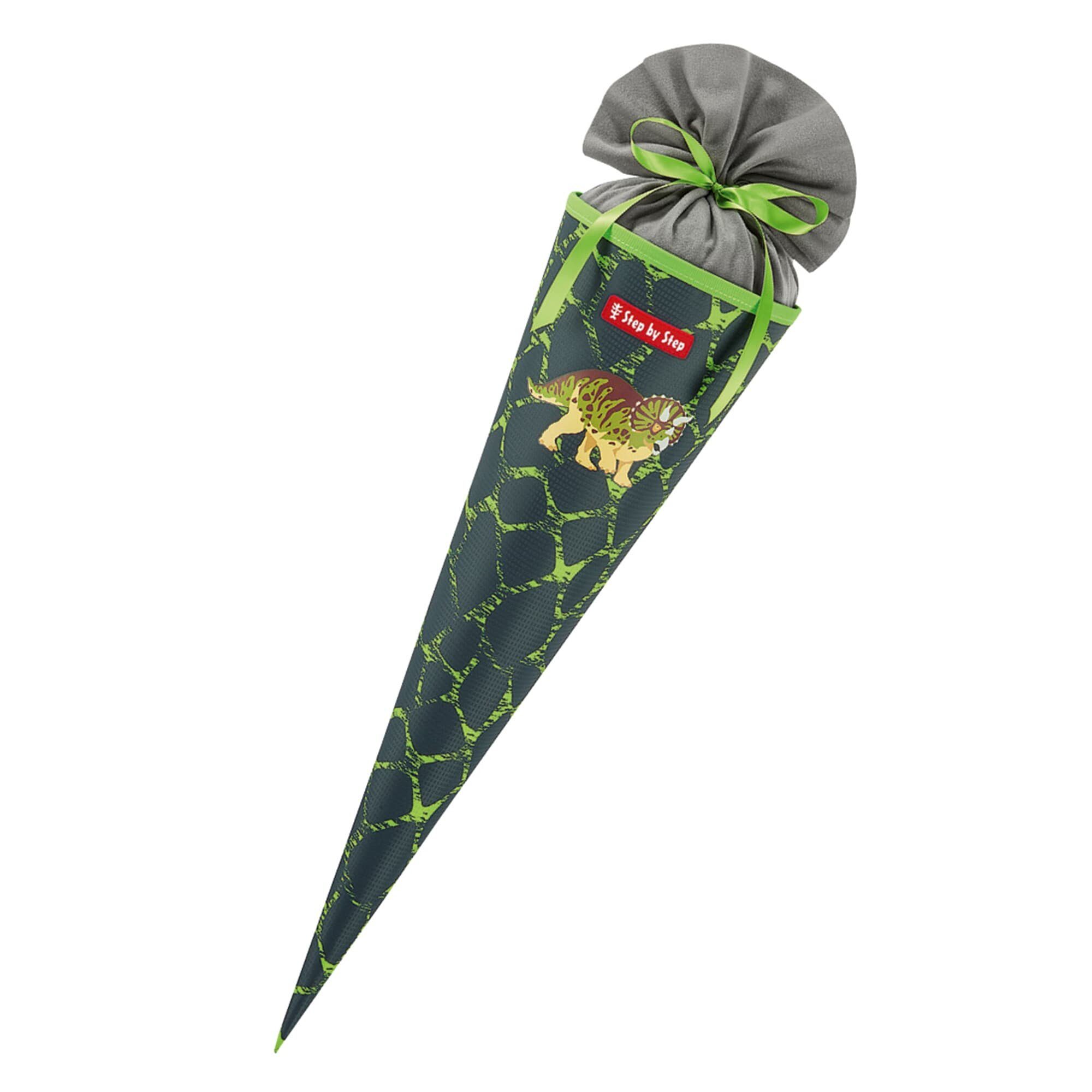 Schultüte,mit eingenähtem Bändchen