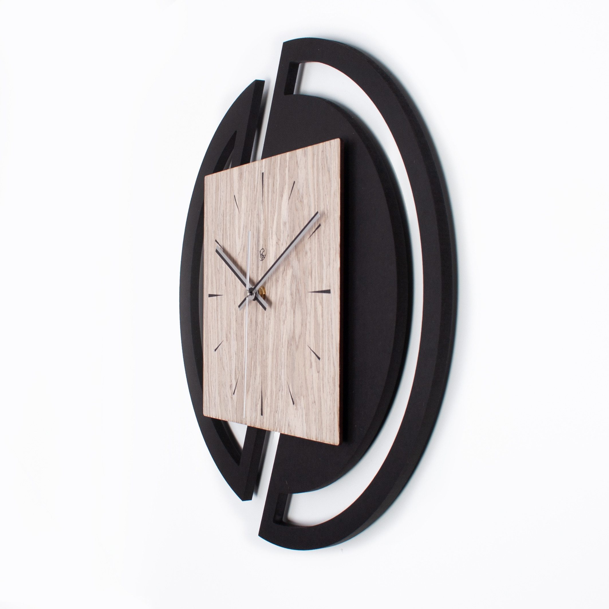 Kreative Feder Wanduhr Runde Designer-Wanduhr aus Holz (stilvoller Akzent aus Graueiche-Furnier; Hergestellt in Deutschland)