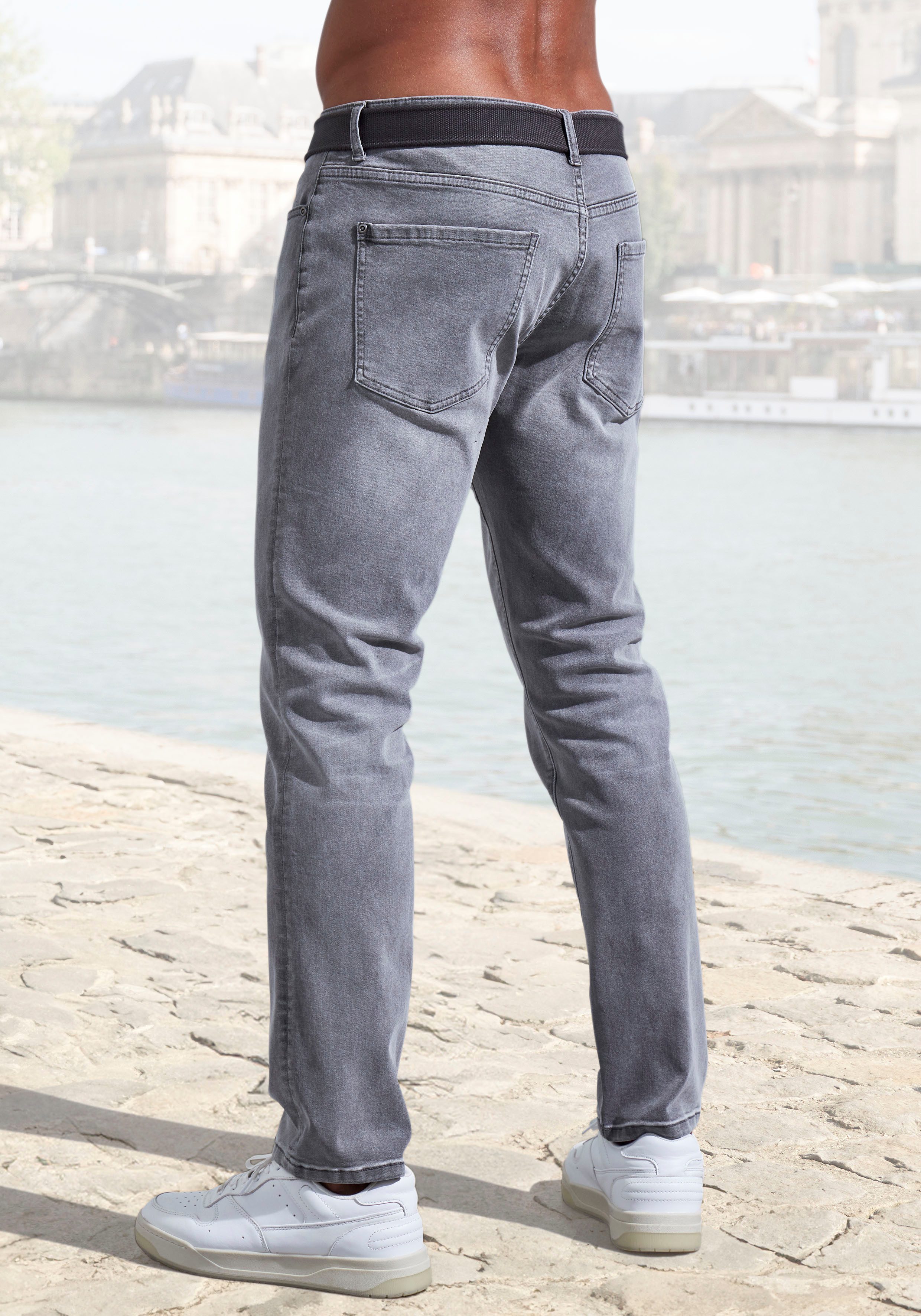 John Devin 5-Pocket-Jeans Straight-fit Jeans aus elastischer Denim-Qualität