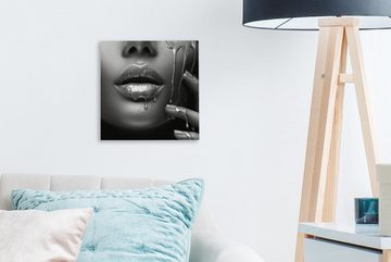 OneMillionCanvasses® Leinwandbild Frau - Farbe - Gold - Schwarz und Weiß, (1 St), Leinwand Bilder für Wohnzimmer Schlafzimmer