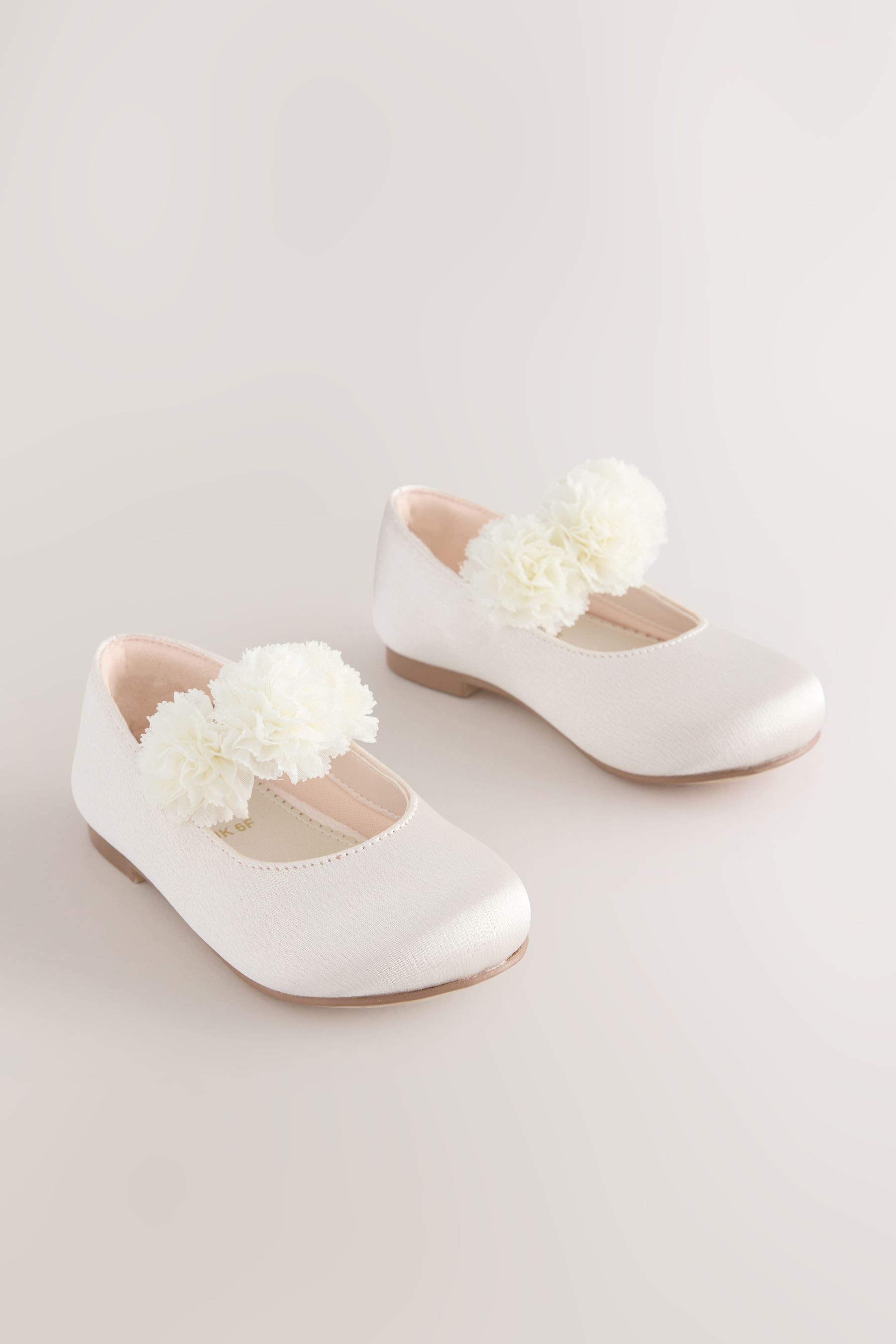 Next Festliche Mary-Jane-Schuhe mit Satinschleife Mary-Jane-Schuhe – Bild 4 von 5