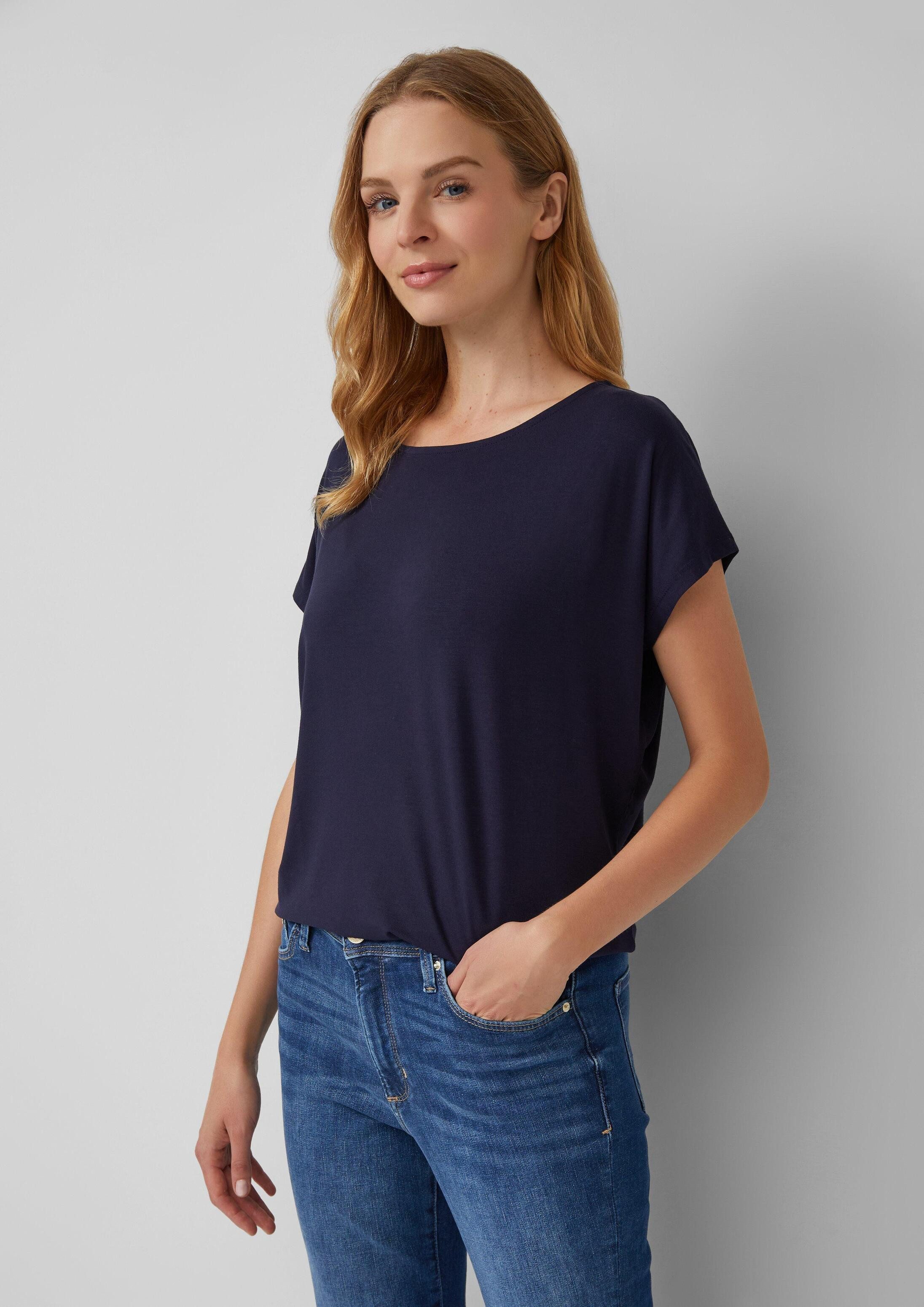 s.Oliver Kurzarmshirt T-Shirt Fließendes Jersey-Shirt mit überschnittenen Schultern