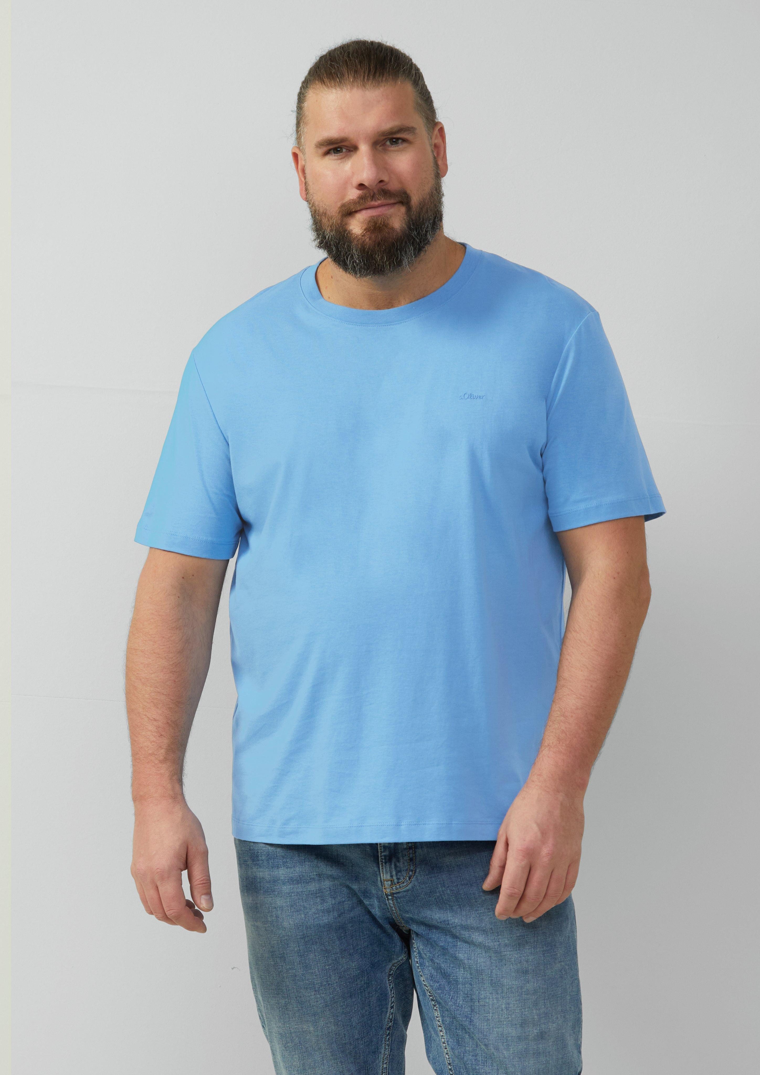 s.Oliver Kurzarmshirt Baumwoll-T-Shirt mit kleinem Logo-Print günstig online kaufen