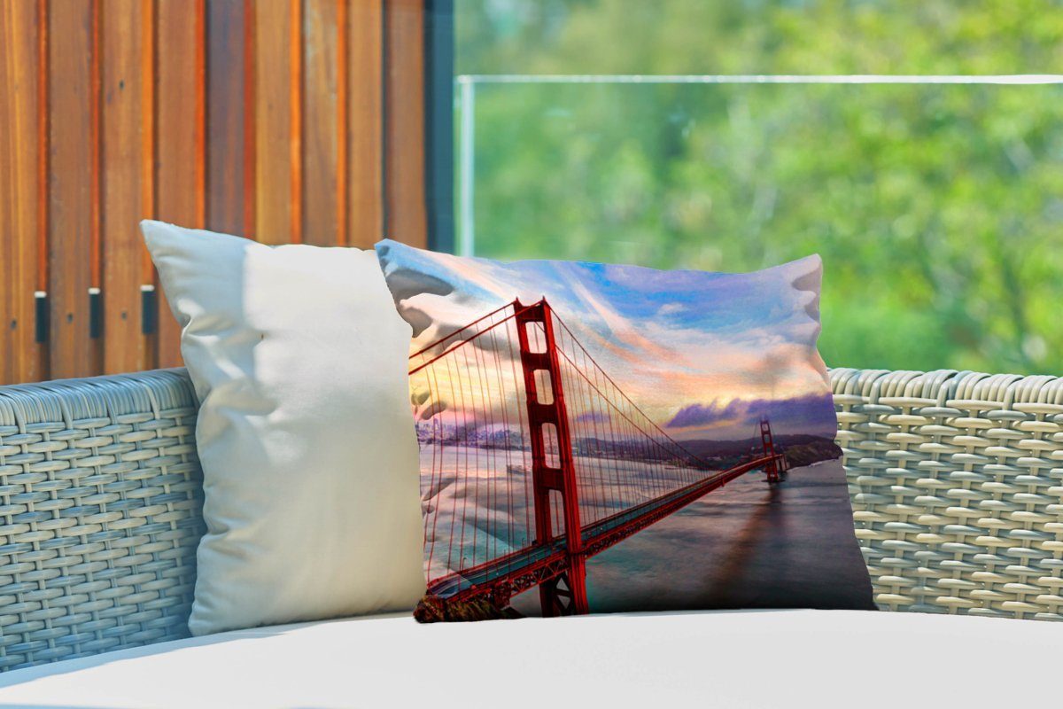Dekokissen San, Dekokissenbezug, Bridge der Kissenhülle Golden Gate in Polyester, über MuchoWow Farbenfroher Outdoor-Dekorationskissen, Sonnenuntergang