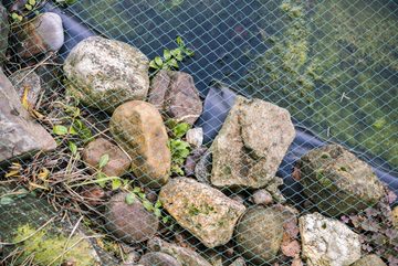 Aquagart Bodenschutzvlies Teichnetz 8m x 8m Laubnetz Netz Vogelschutznetz robust