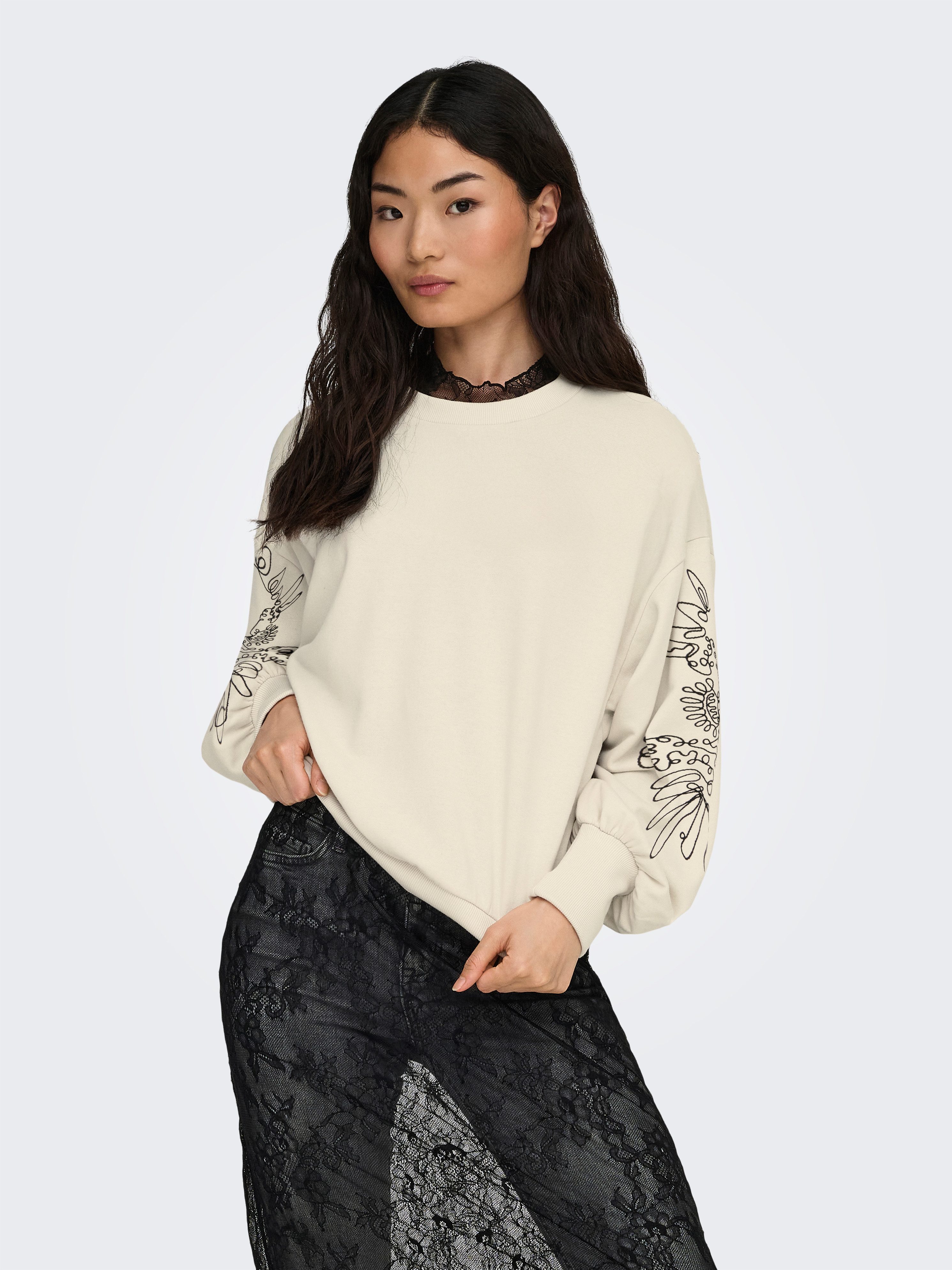ONLY Sweatshirt ONLBROOKE L/S O-NECK DETAIL SWT NOOS