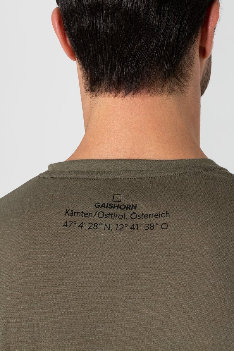 Print-Shirt wärmender Merino-Materialmix Stone M SUPER.NATURAL GROSSGLOCKNER Merino Black TEE Grey/Jet T-Shirt