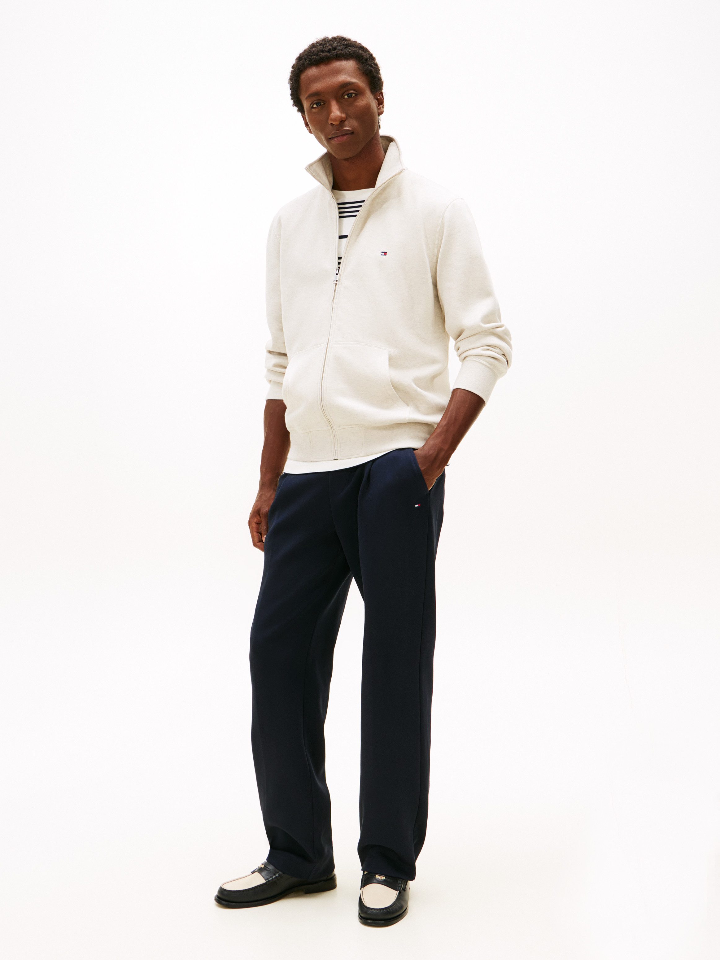 Tommy Hilfiger Sweatjacke ESSENTIAL FLEECE STAND COLLAR mit Stehkragen, regular fit, Rippbündchen