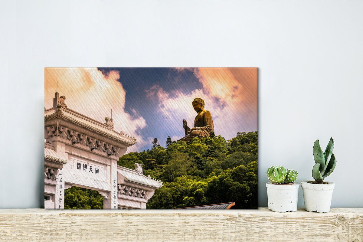 OneMillionCanvasses® Leinwandbild Tan St), Buddha, cm Leinwandbilder, mit Wandbild dem 30x20 Wanddeko, Tian (1 Farbenfrohes Bild Aufhängefertig