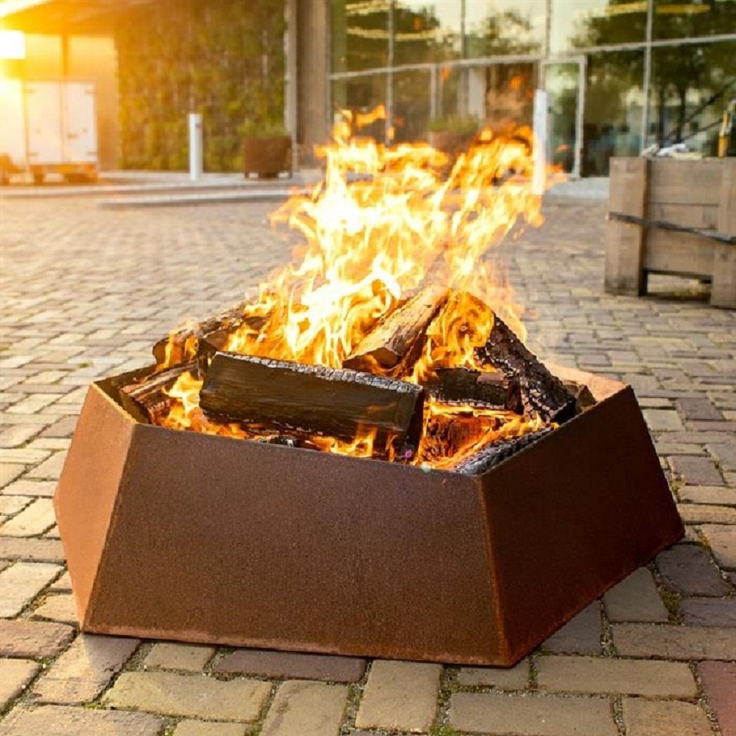 Adezz Feuerschale Forma, Feuerschale aus robustem Cortenstahl