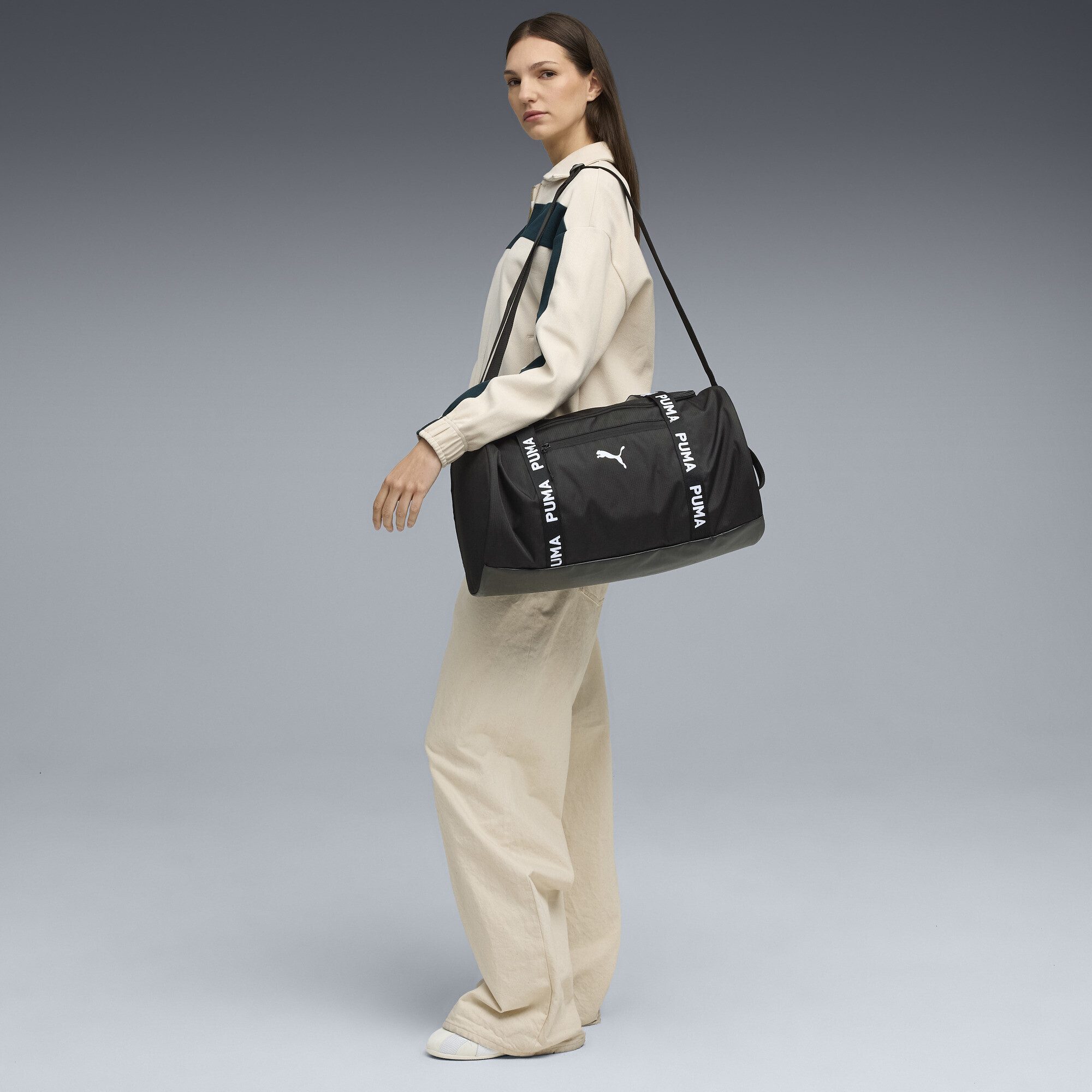 PUMA Schultertasche Essentials Training 28,5 l Schultertasche Damen