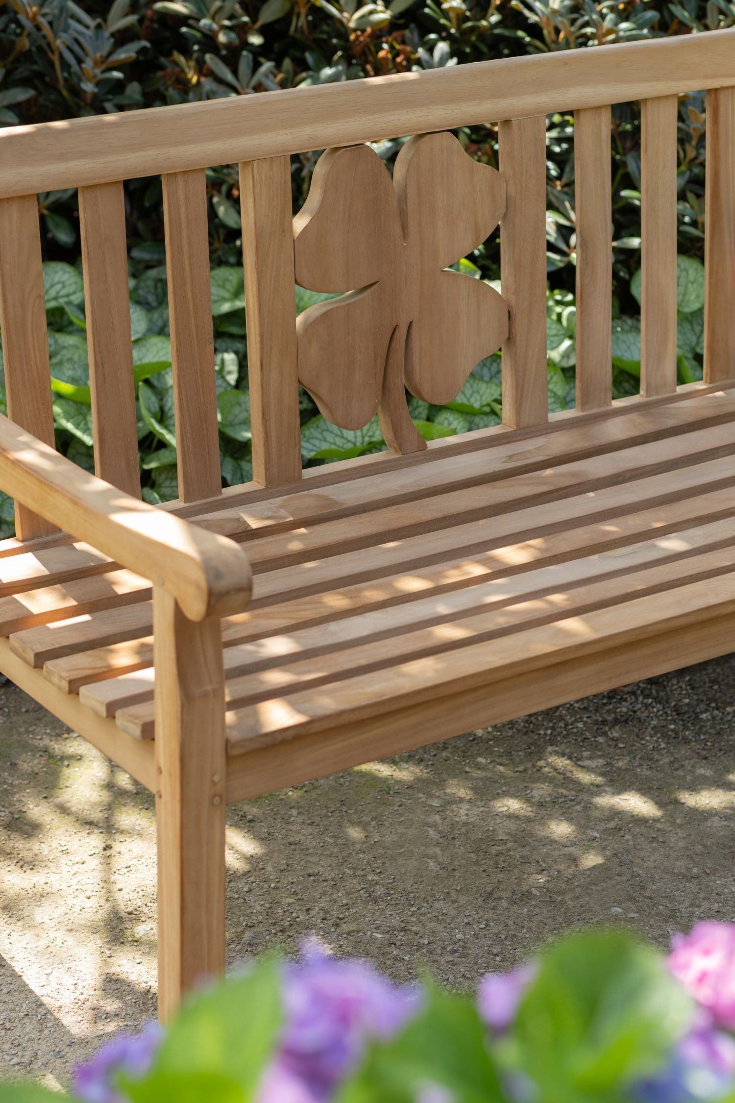 bene living Gartenbank Teakholz Kleeblatt 120 günstig online kaufen