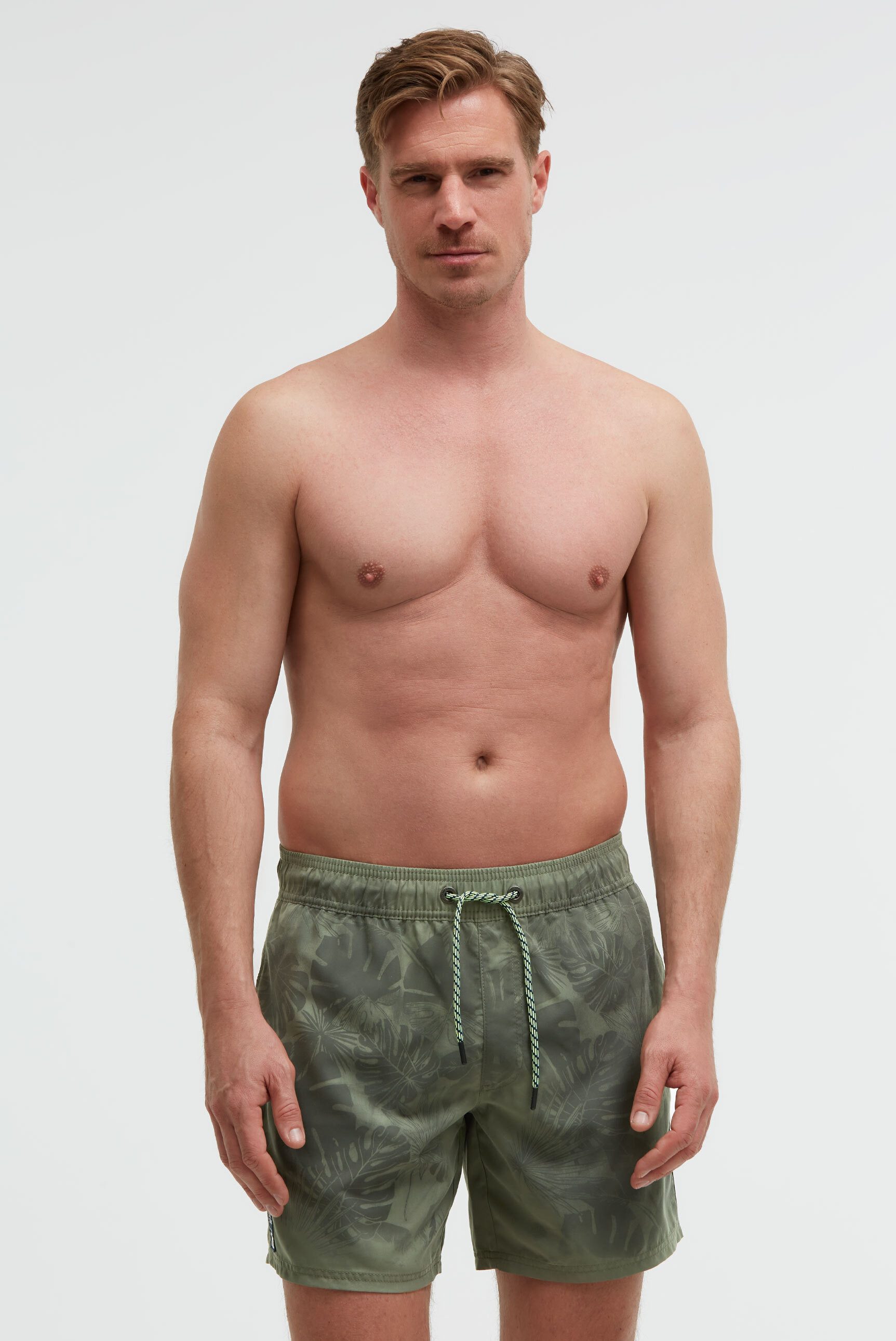 CAMP DAVID Badeshorts mit Einschubtaschen, einer Gesäßtasche und Beintaschen