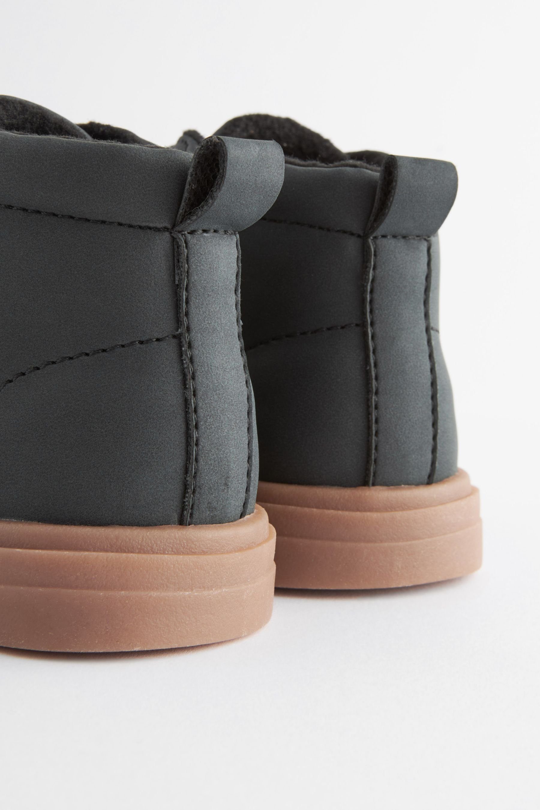 Next Stiefel mit warmem Futter und Klettverschluss Stiefelette (1-tlg)
