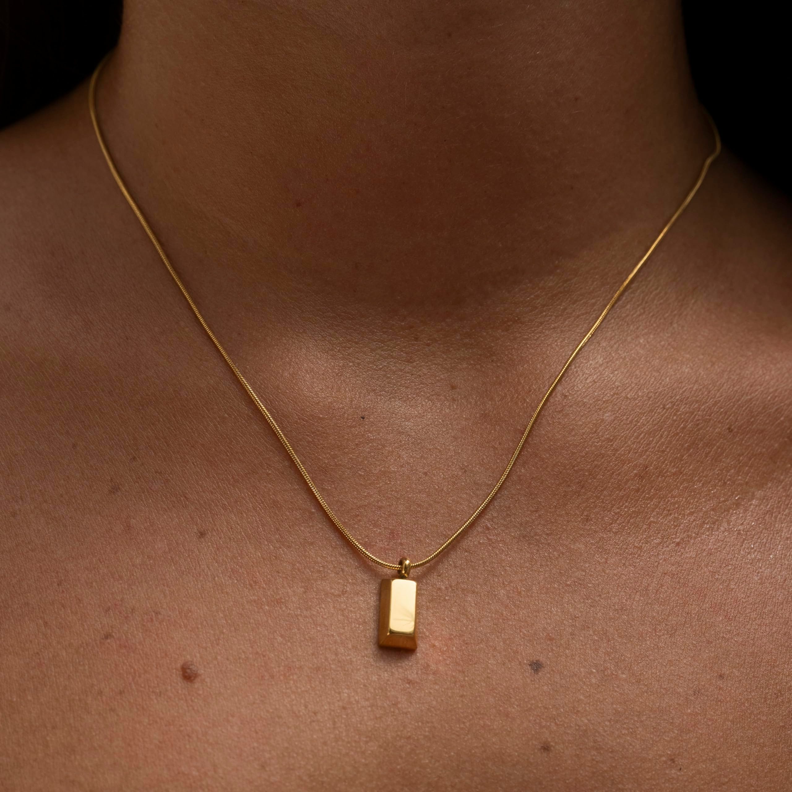 Made by Nami Kette mit Anhänger Goldene Halskette Damen mit Goldbarren Anhä günstig online kaufen