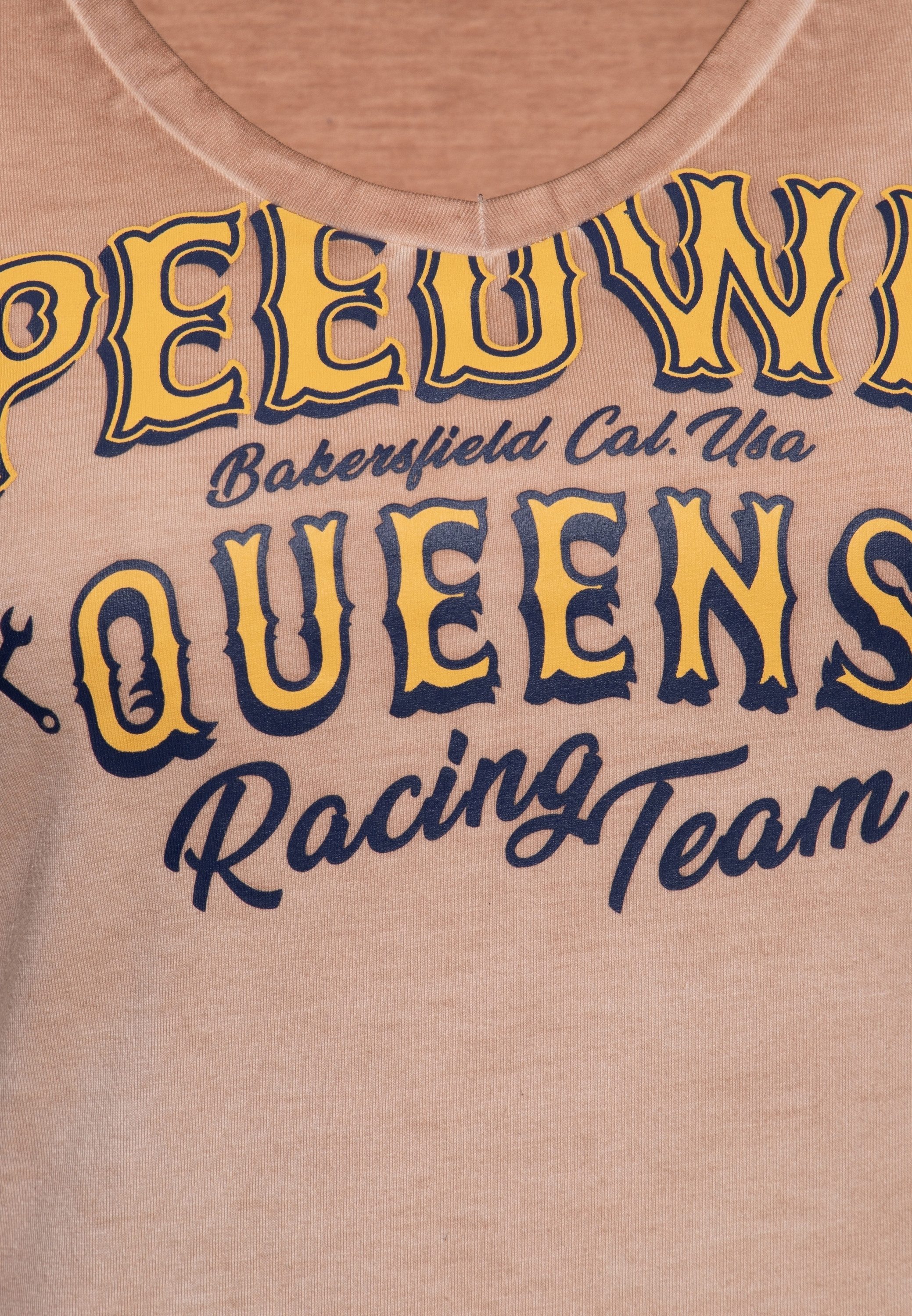 QueenKerosin Print-Shirt Speedway Queens mit V-Ausschnitt – Bild 4 von 4