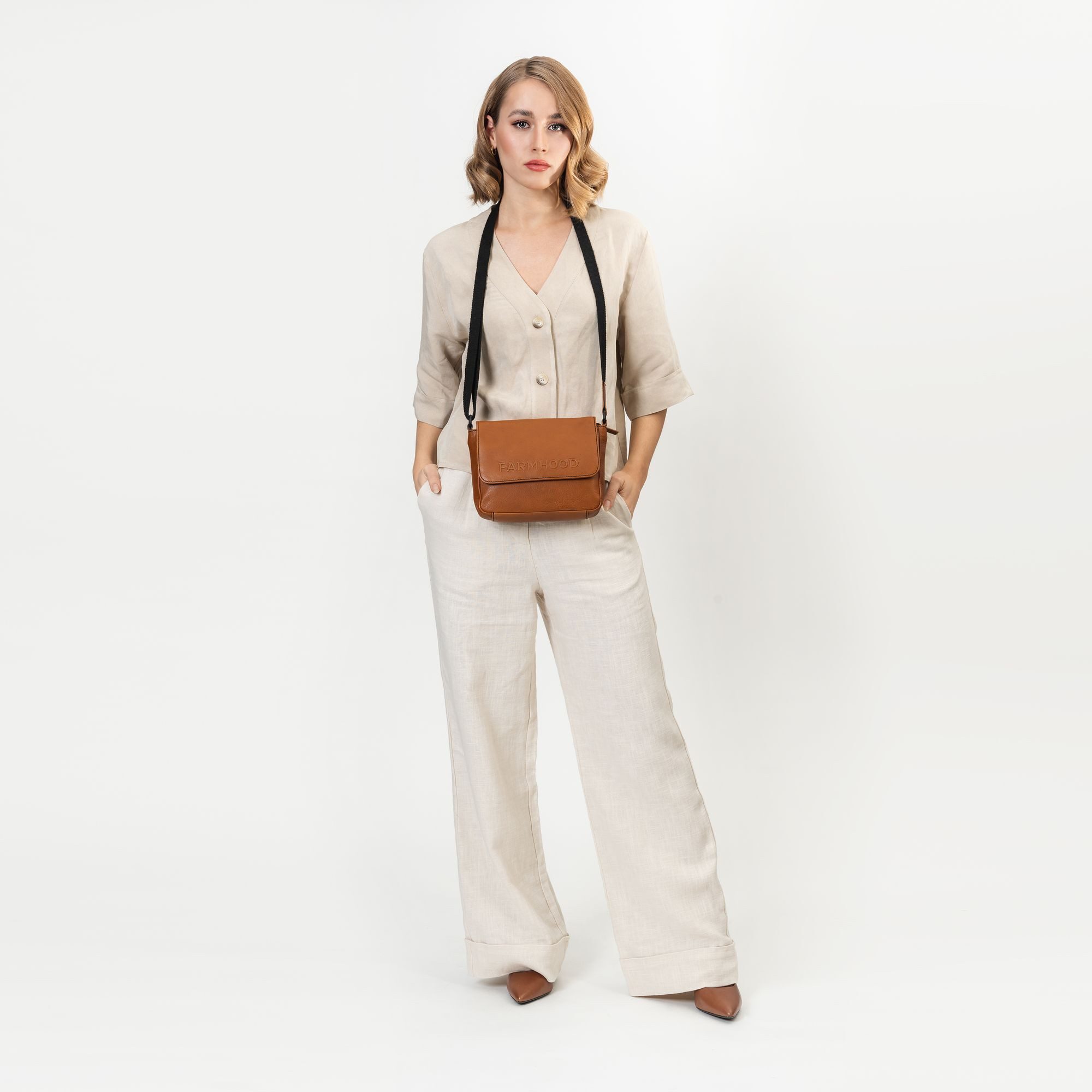 Farmhood Umhängetasche Memphis, Leder günstig online kaufen