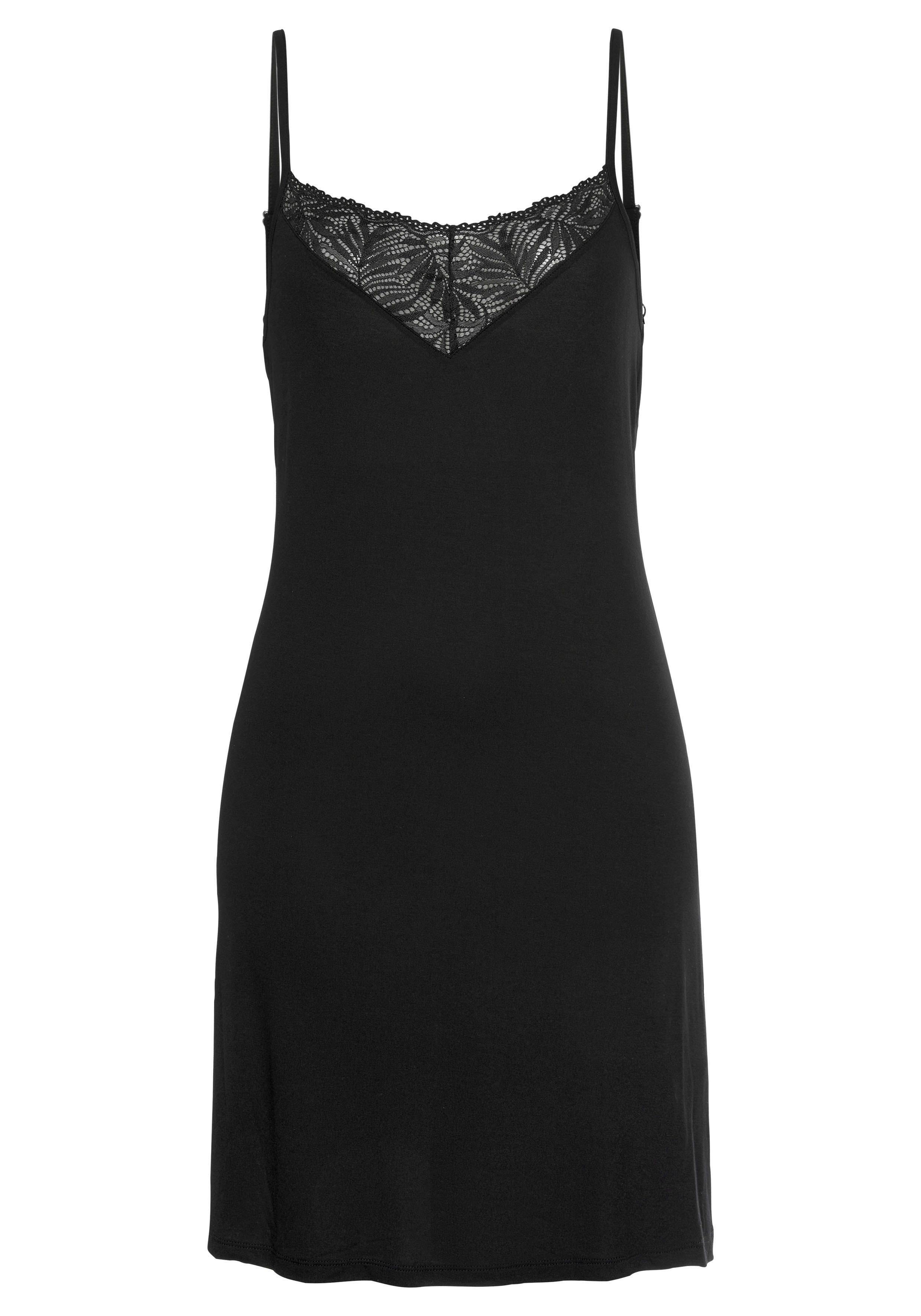 LASCANA Negligé mit edlen Spitzendetails. € 29,99