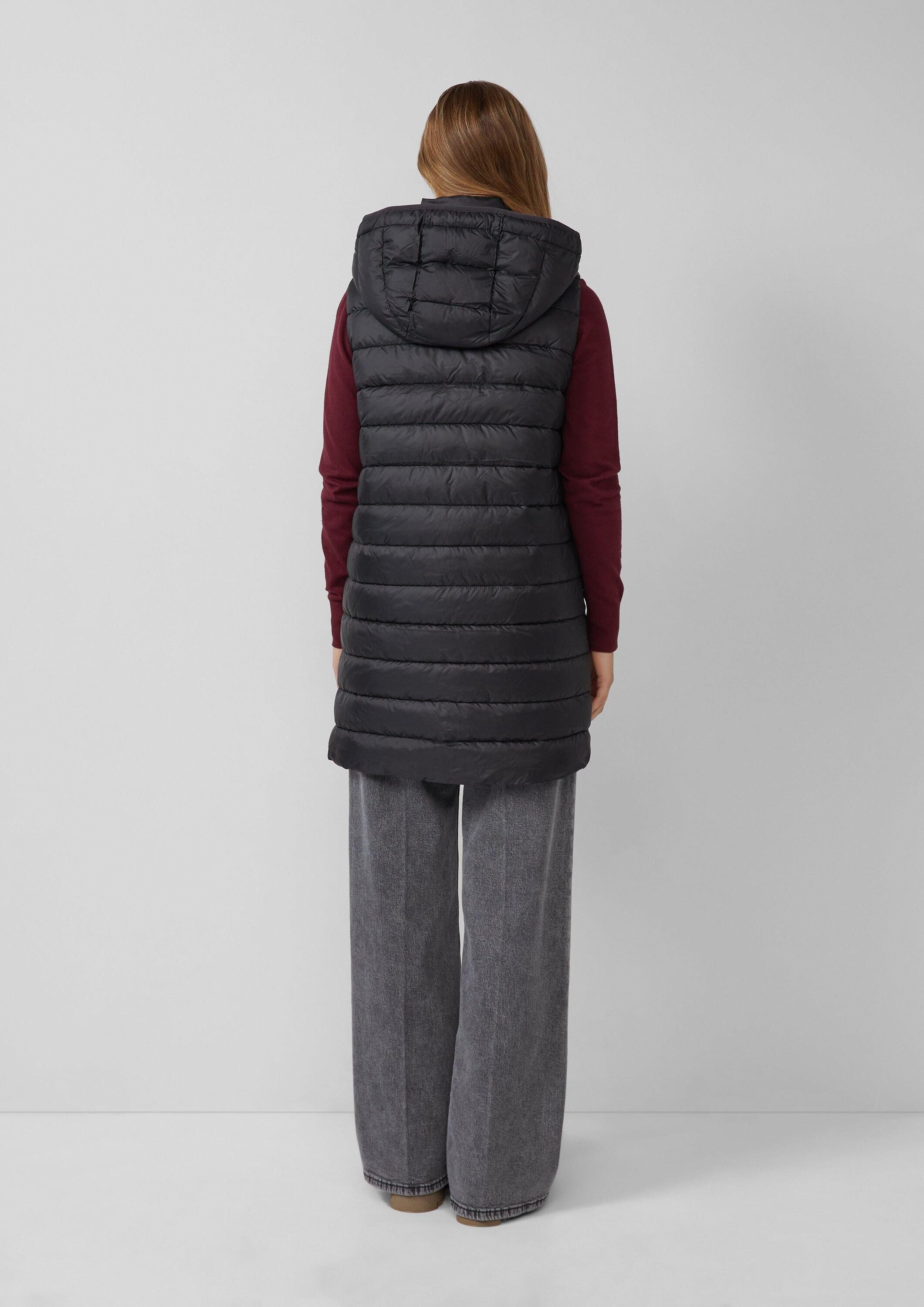 s.Oliver Outdoorjacke Outdoor-Weste Lange wattierte Steppweste mit abnehmbarer Kapuze