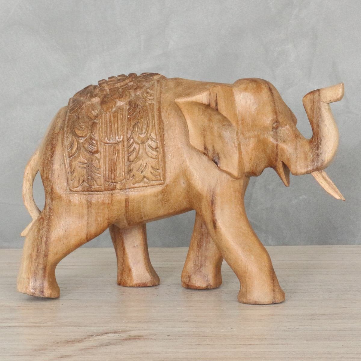 Oriental Galerie Dekofigur Elefant Herstellung aufwendiger Schnitzerei Handarbeit Skulptur (1 Ursprungsland traditionelle St), in im 15 mit cm Natur