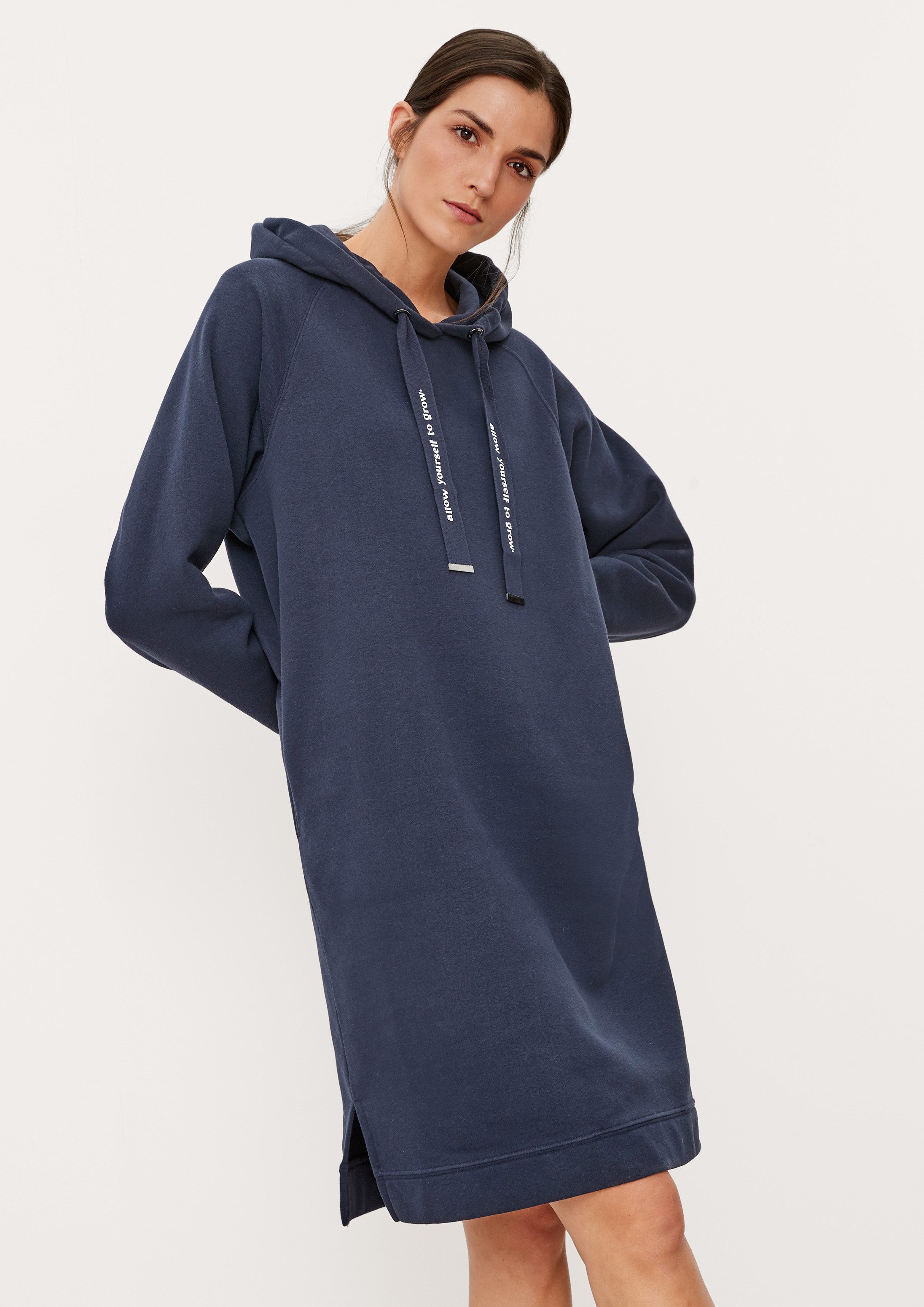s.Oliver Midikleid Kleid Sweatshirtkleid mit Kapuze