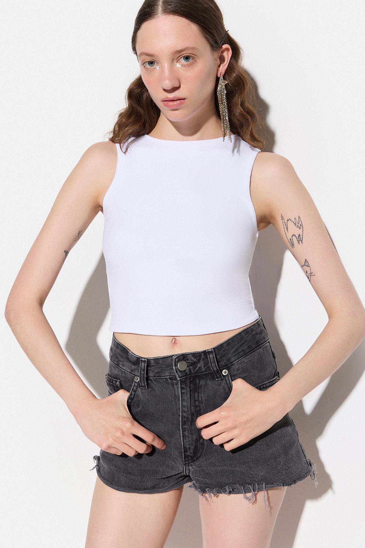 No Matter What Crop-Top Eleganz und Sportlichkeit vereint