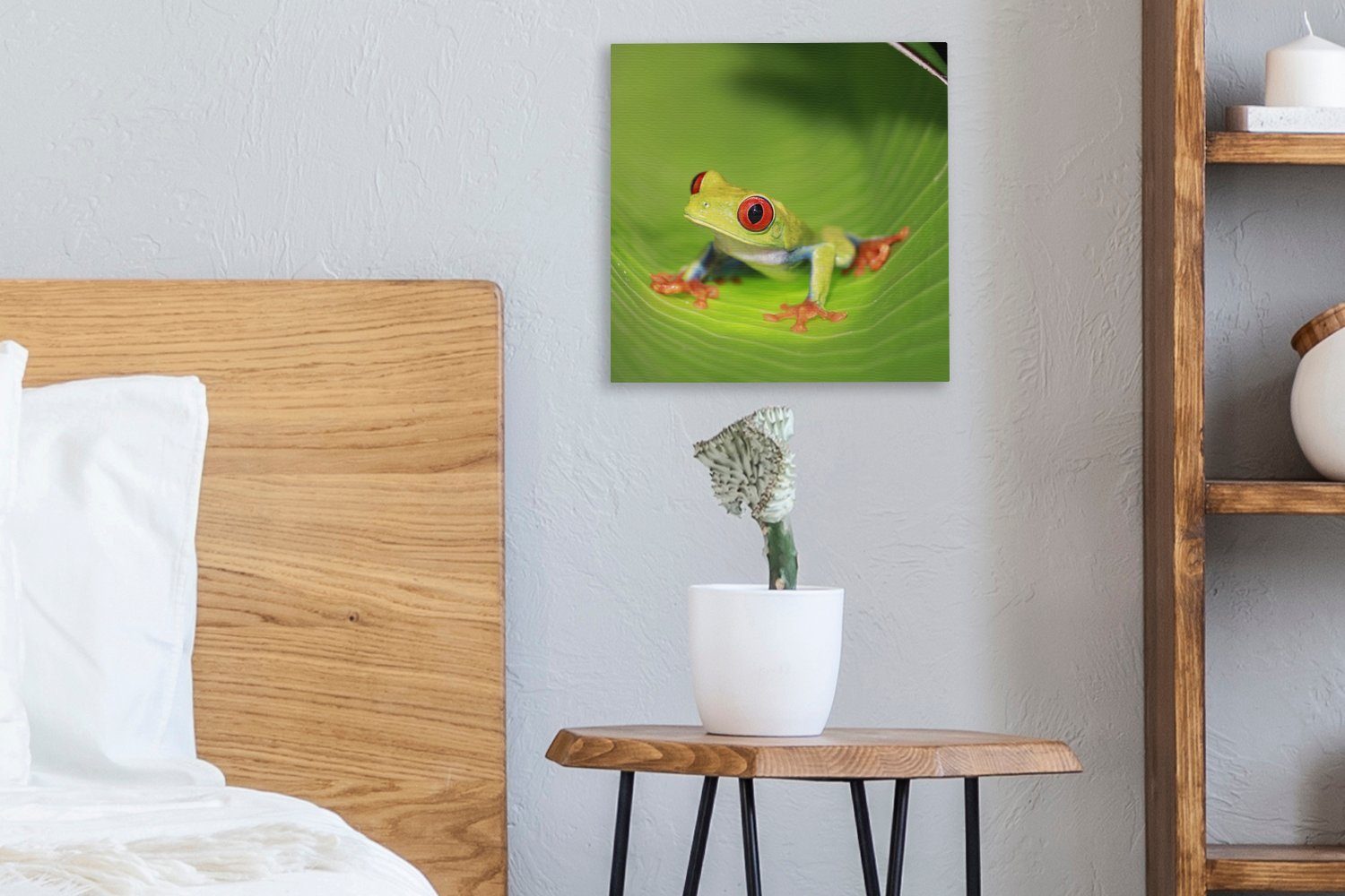 OneMillionCanvasses® auf St), Blatt für (1 Schlafzimmer Rica, Leinwand Leinwandbild einem Rotaugen-Ara-Frosch Wohnzimmer in Bilder Costa