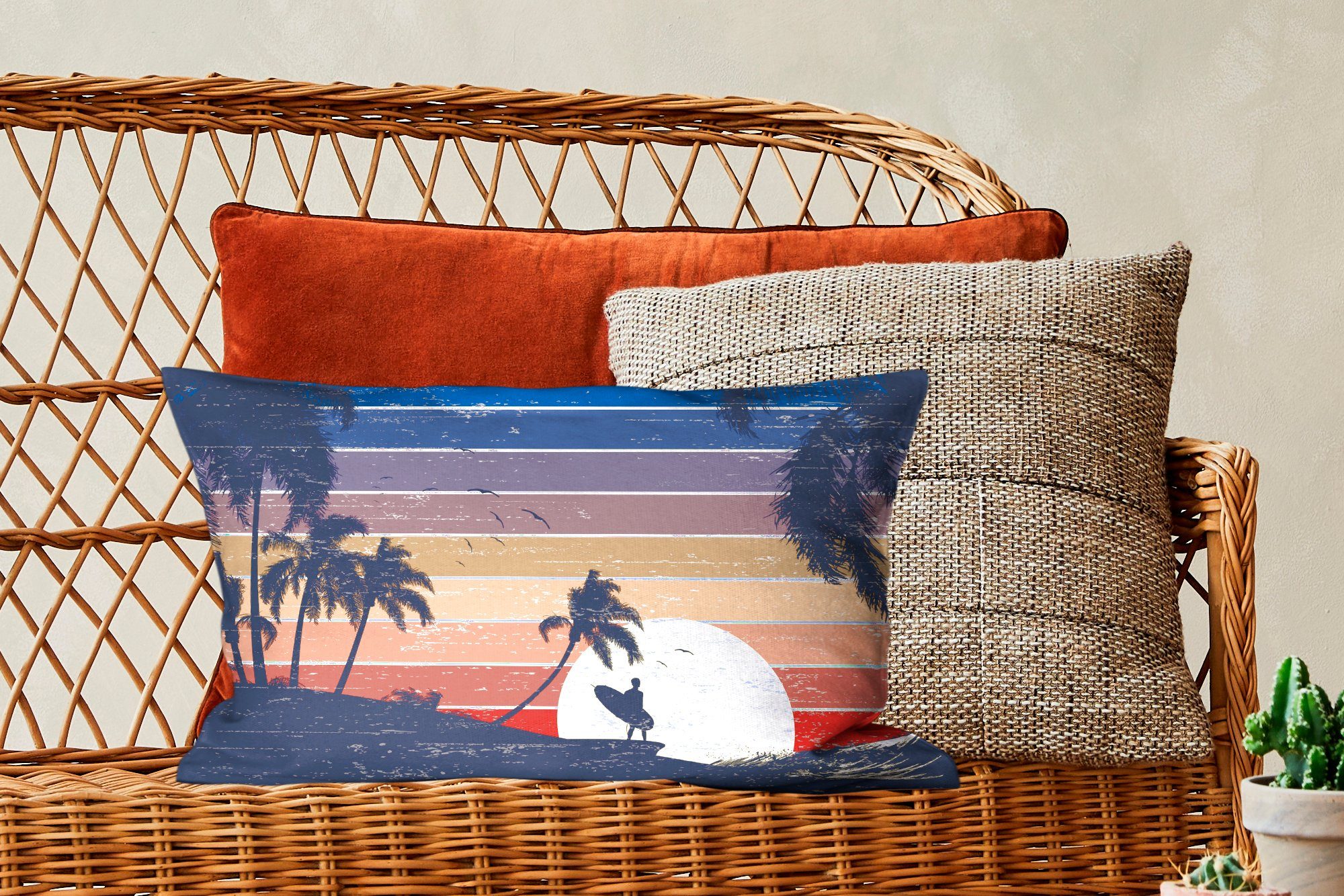 Surfers Dekoration, bei Dekokissen eines MuchoWow Dekokissen Zierkissen, Wohzimmer mit Füllung, Illustration Sonnenuntergang, Schlafzimmer