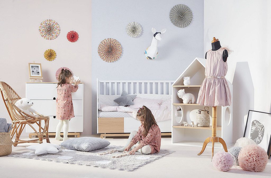 Raumhirsch Furniture Kinderregal Nomi – rustikale Eleganz und Funktionalität