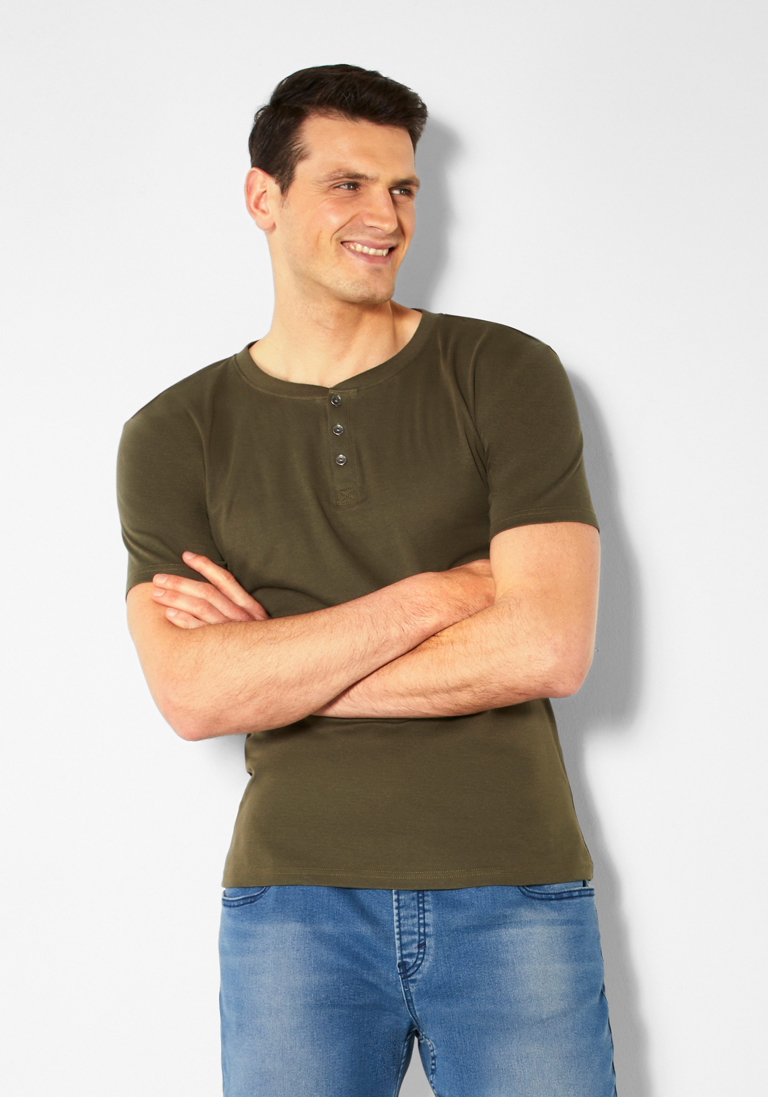 H.I.S T-Shirt mit aufwendiger Knopfleiste, perfekt als Unterziehshirt