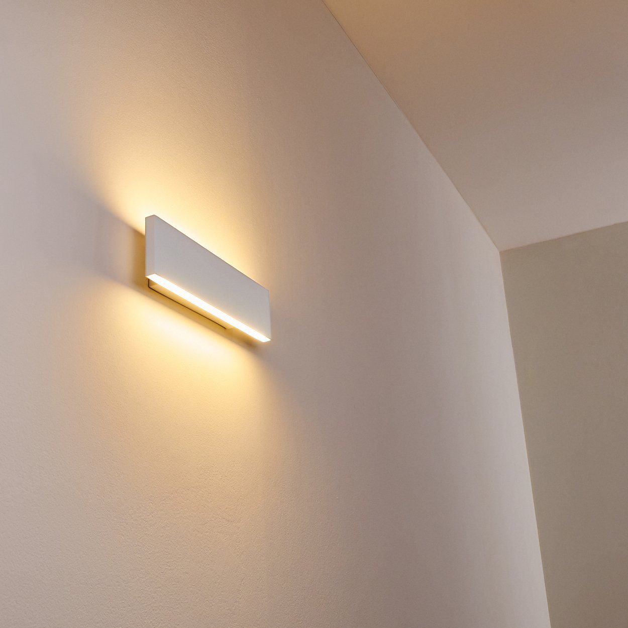 hofstein Wandleuchte dimmbare LED Up Down Leuchte Flur Zimmer Wand Wohn Schlaf Beleuchtung