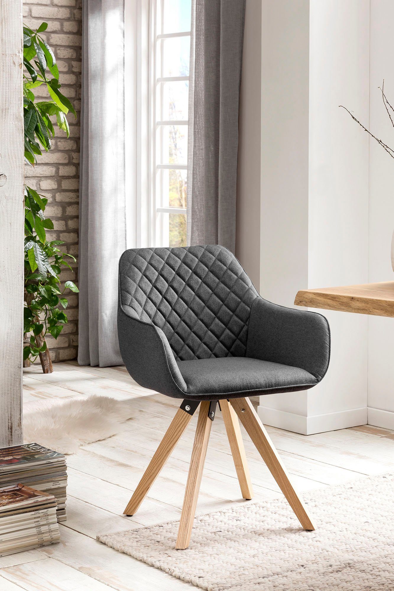 SalesFever Esszimmerstuhl Bequemer Stuhl (Set, 2 St), Elegantes 2er-Set, Rückenlehne mit Diamantsteppung