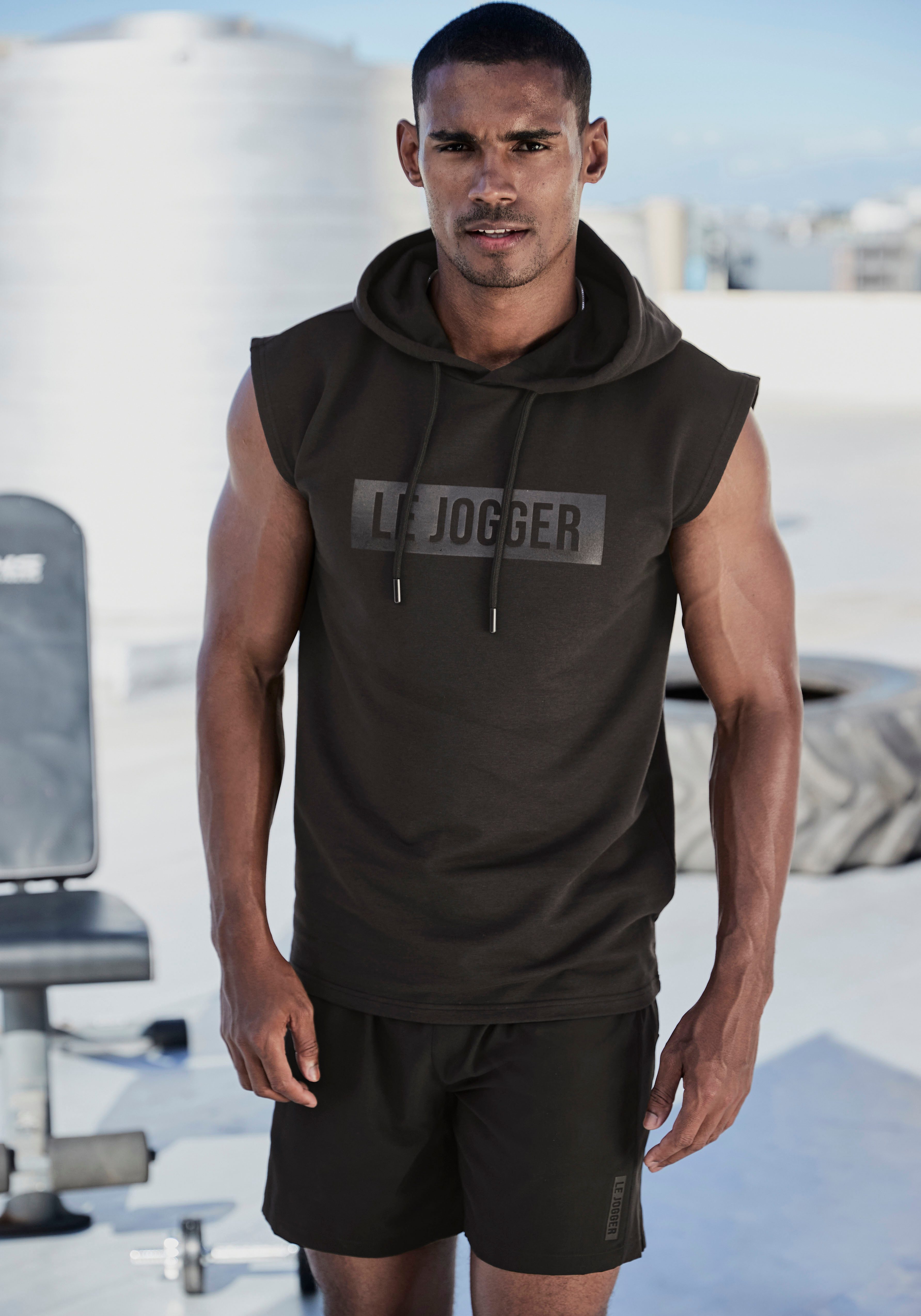 le jogger® Kapuzenpullover mit Druck und Kordelzug