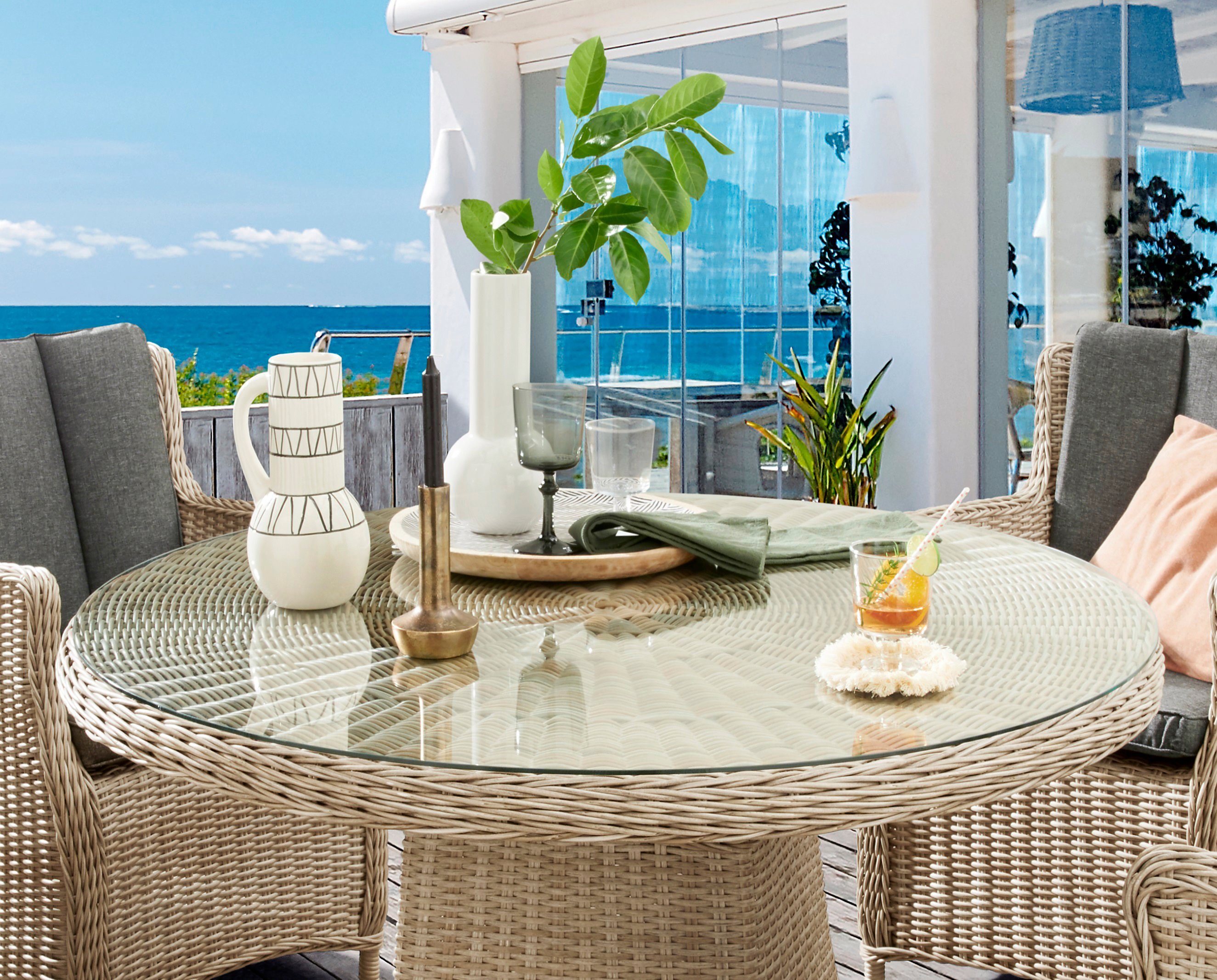 Destiny Garten-Essgruppe LUNA, (13-tlg., 4x Sessel, 1x Tisch, inkl. Auflagen), Aluminium, Polyrattan