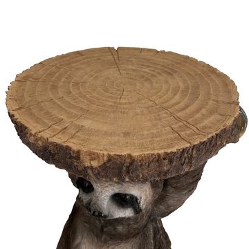 Online-Fuchs Beistelltisch als Faultier mit runder Baumscheibe in Holz Optik - Outdoor geeignet! (Nachttisch, Sofatisch, Gartentisch, Dekofigur), Maße ca. 51 cm hoch, 36 cm breit und 31 cm tief