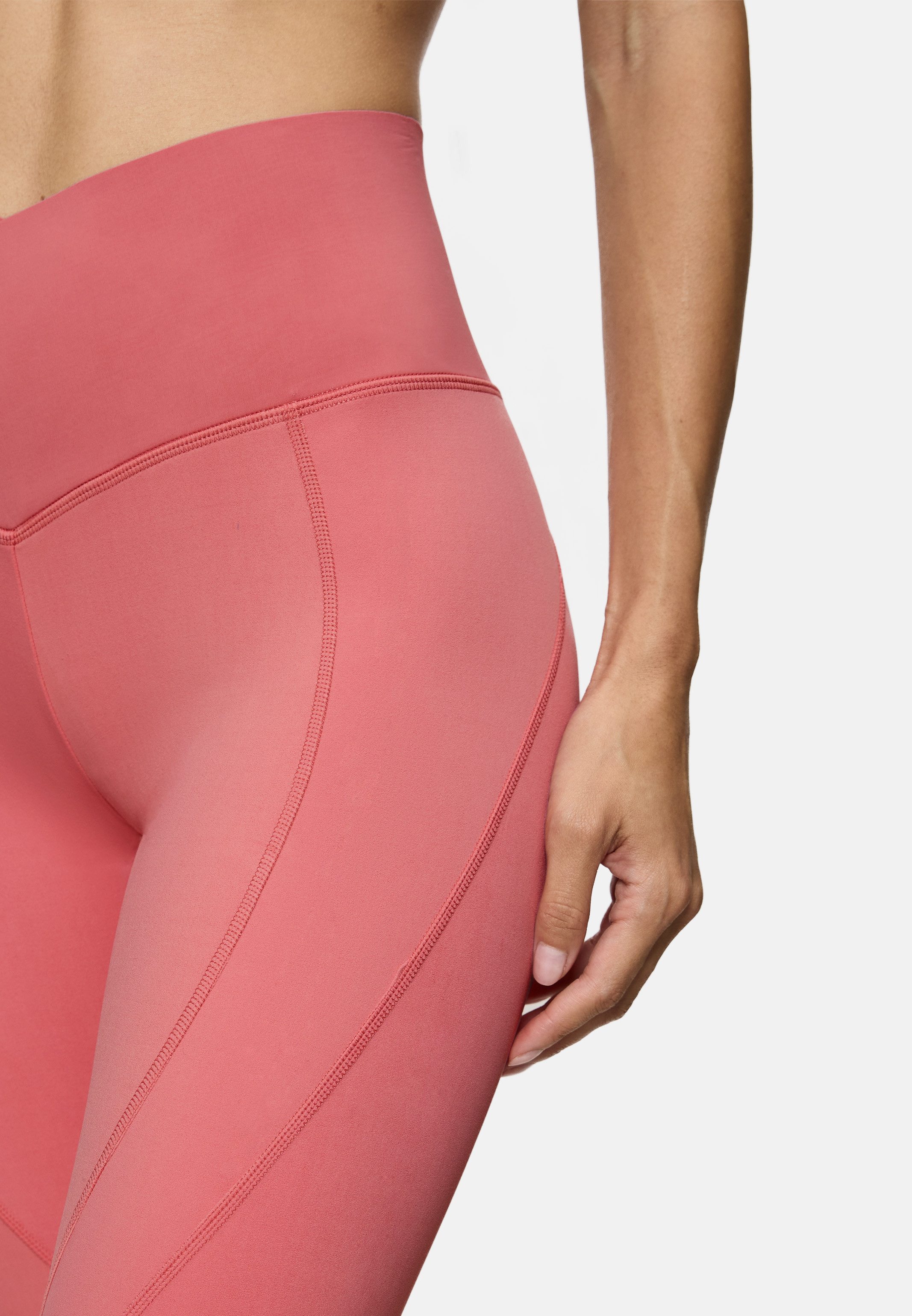 triaction by Triumph Sporthose Cardio RTW (1-tlg) Sport-Hose - Blickdicht - High-Rise Leggings mit formgebendem Effekt