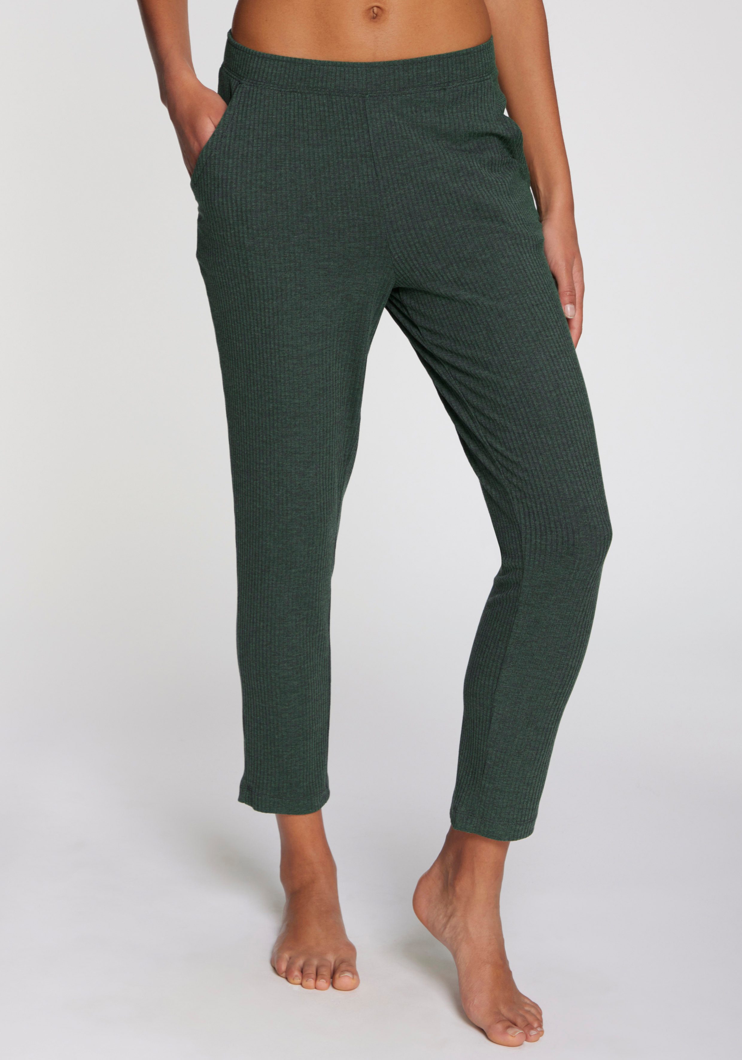 s.Oliver Pyjamahose aus weicher Rippqualität. € 22,99