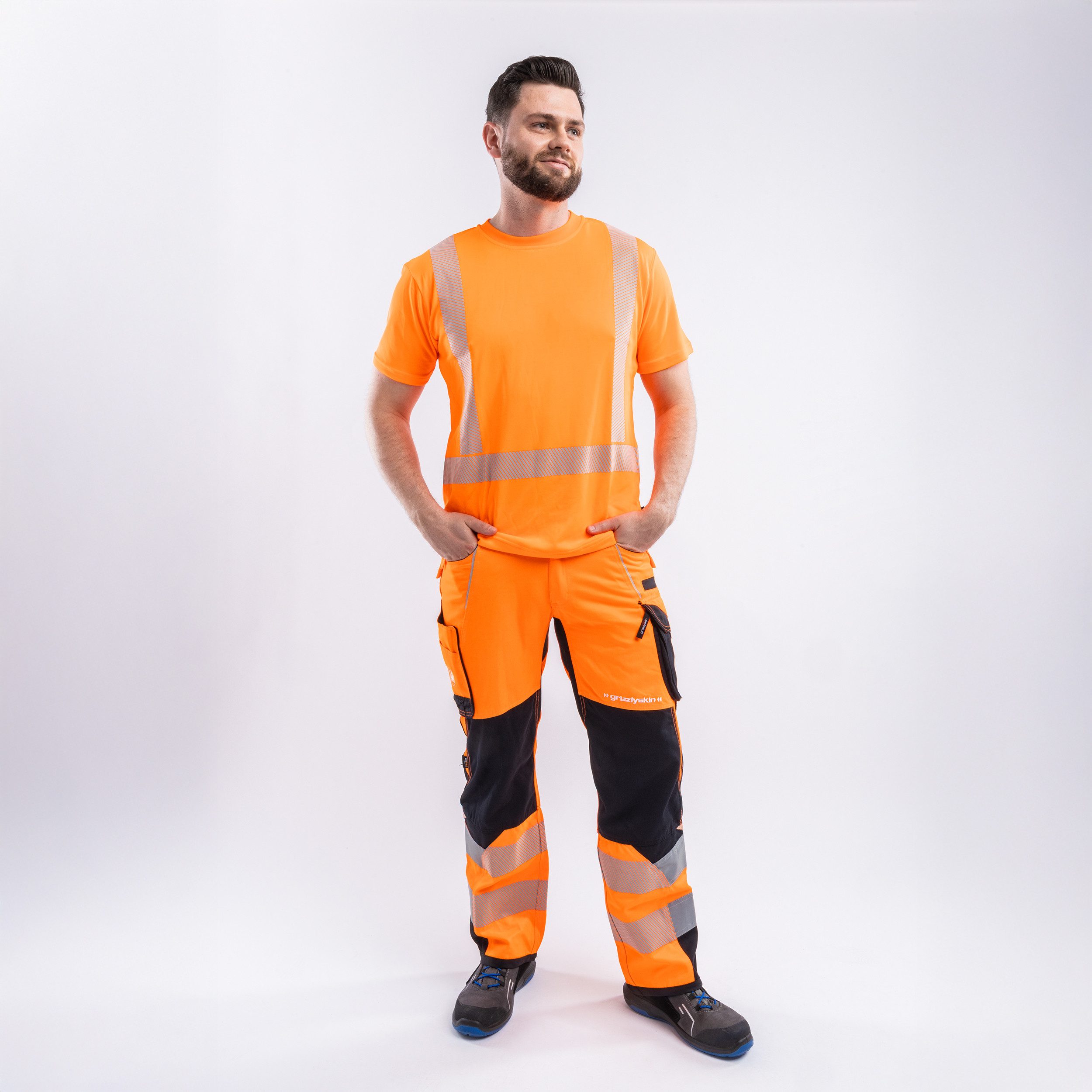 Qualitex Workwear T-Shirt signalfarbenes T-Shirt aus Lyocell mit UV-Schutz & Zertifizierung (1-tlg) reflektierendes Kurzarm-Shirt, Warnschutz-Arbeitsshirt, Atmungsaktiv