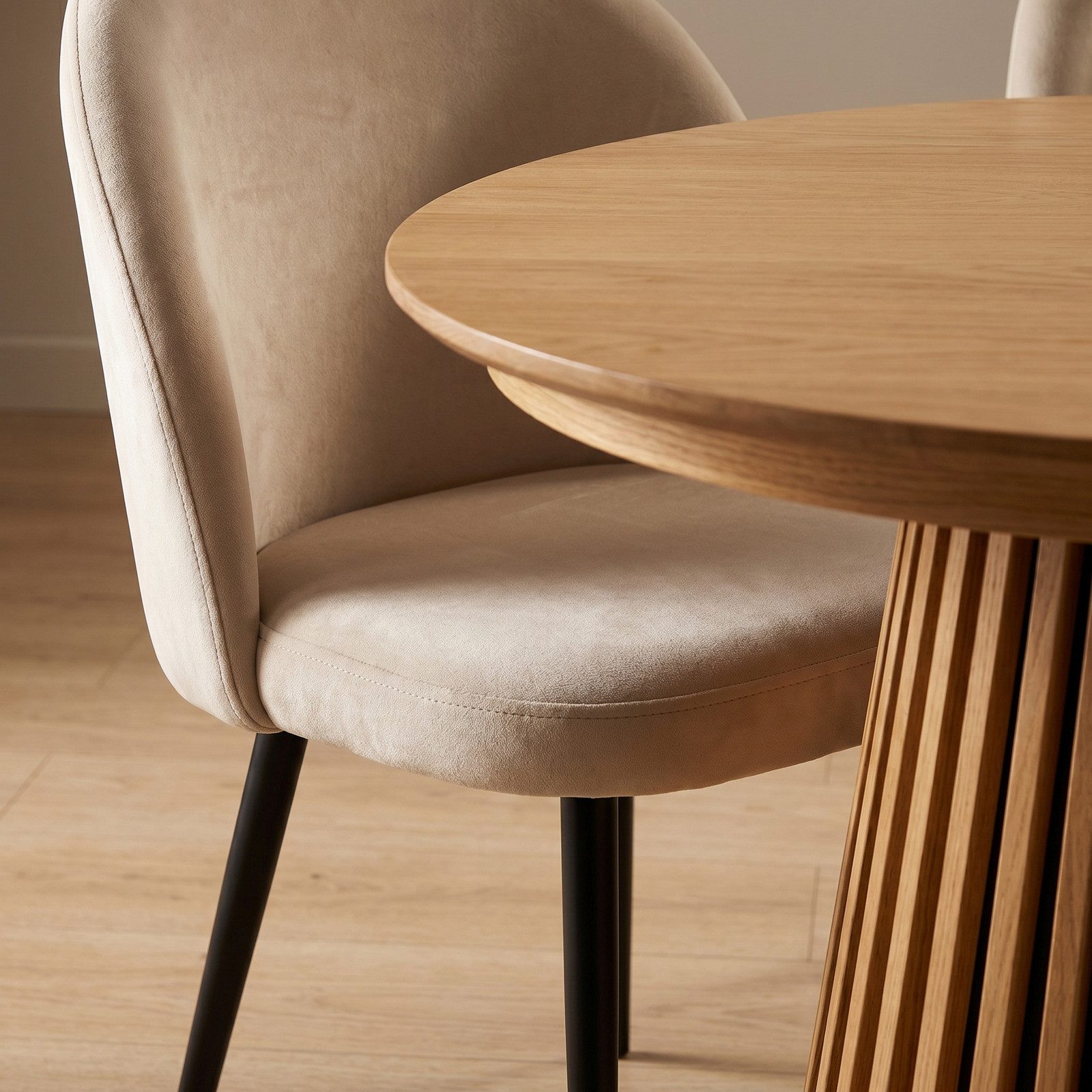 ebuy24 Essgruppe Tokyo Essgruppe Esstisch natur, 6 Stühle aus beige, (7-tlg) – Bild 4 von 5