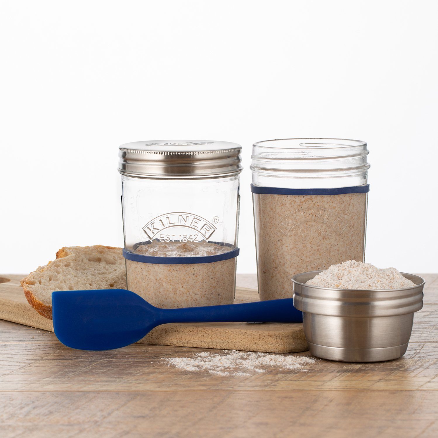 KILNER Teig Shaker, Glas, (Set, 4-tlg), Sauerteig-Herstellungs-Set, auch f. Pfannkuchen, Naan-Brote, Pizza, ..