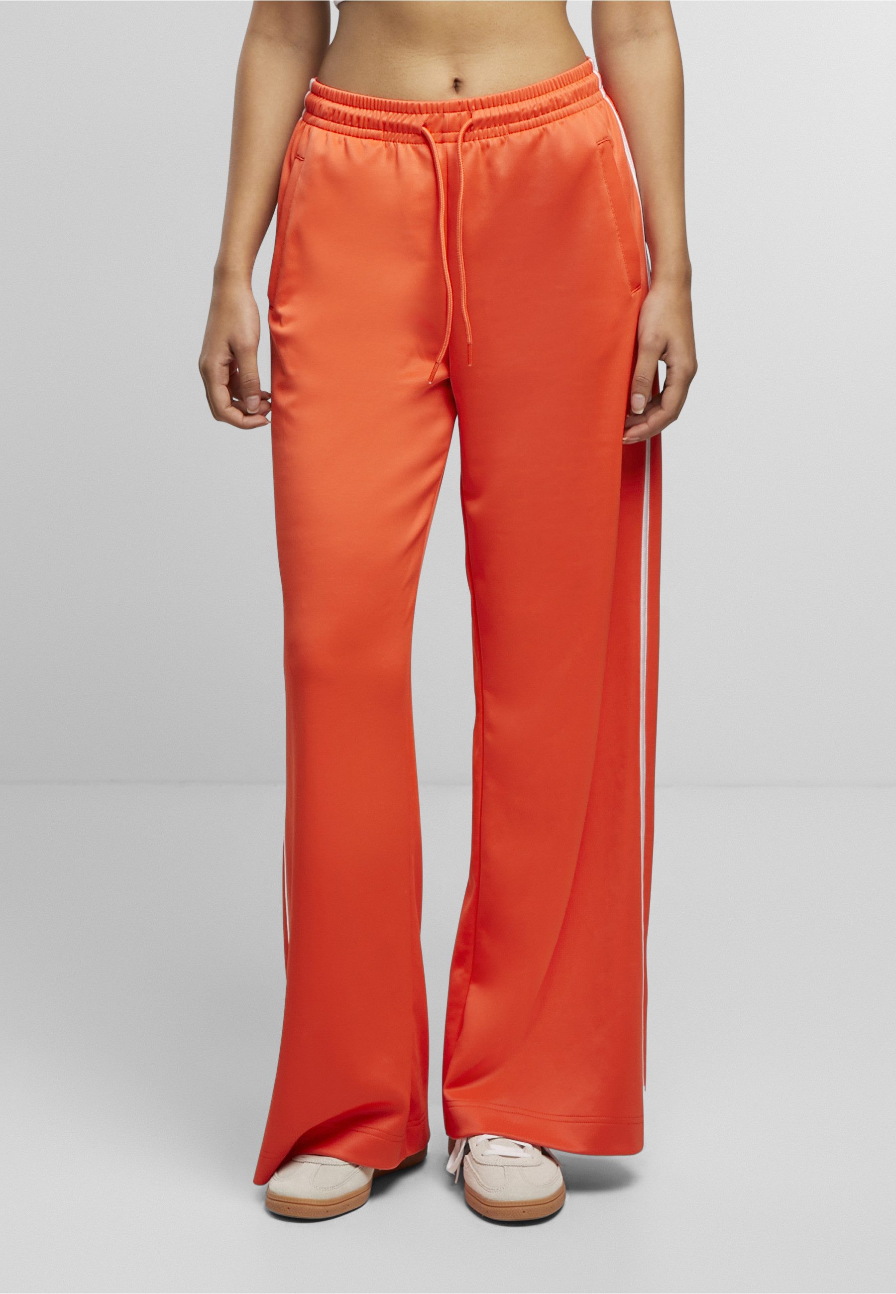 URBAN CLASSICS Jogginghose Urban Classics Ladies Wide Leg Track Pants (1-tlg)