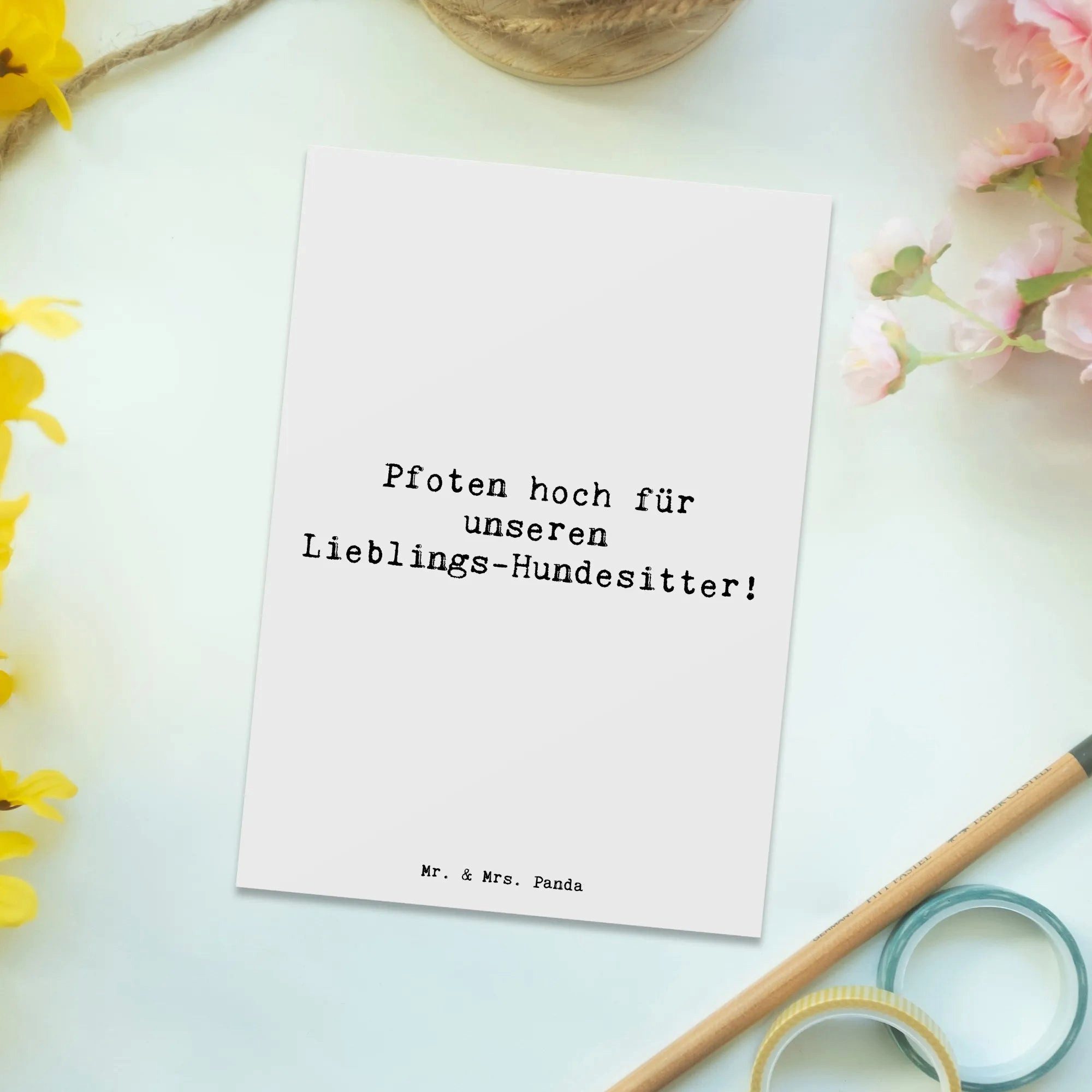 Thumbnail - Mr. & Mrs. Panda Postkarte Spruch Lieblings-Hundesitter - Weiß - Geschenk, Hundesitting, besonde, Liebevolles Design